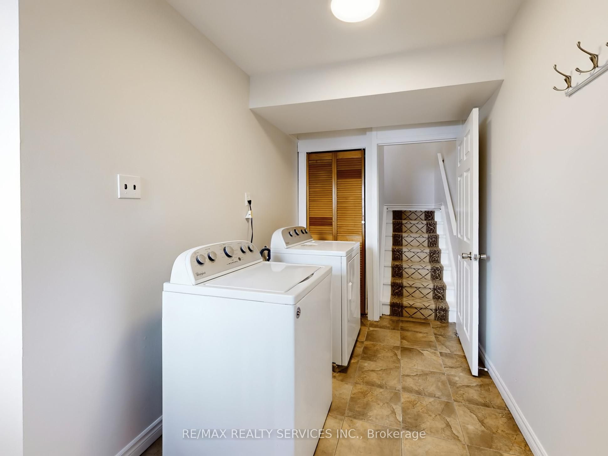 Additional image 6 of 9 Glenridge Road, Brampton, ON, L6S 1N2