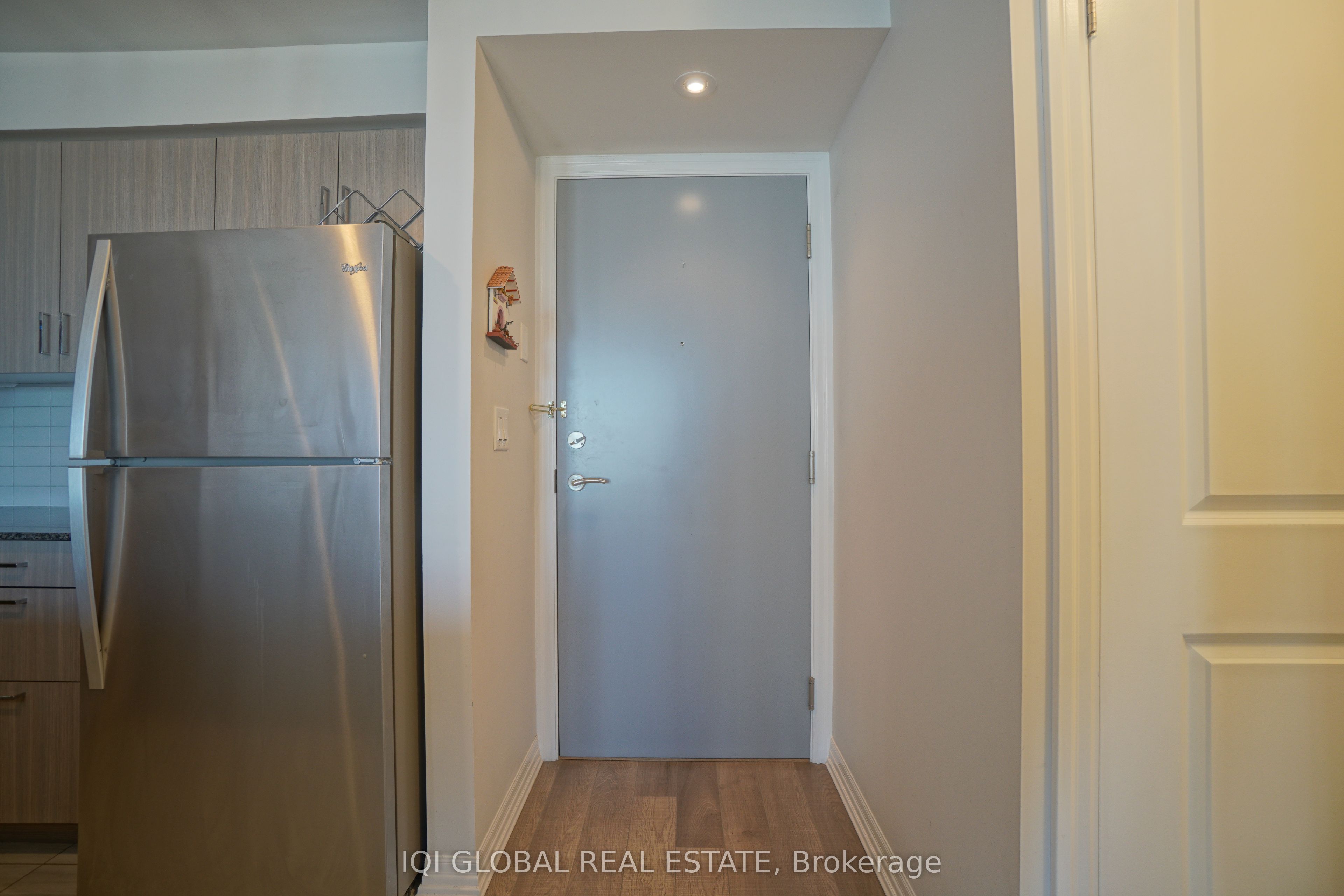 Additional image 4 of 1022-80 Esther Lorrie Drive, Toronto, ON, M9W 0C6