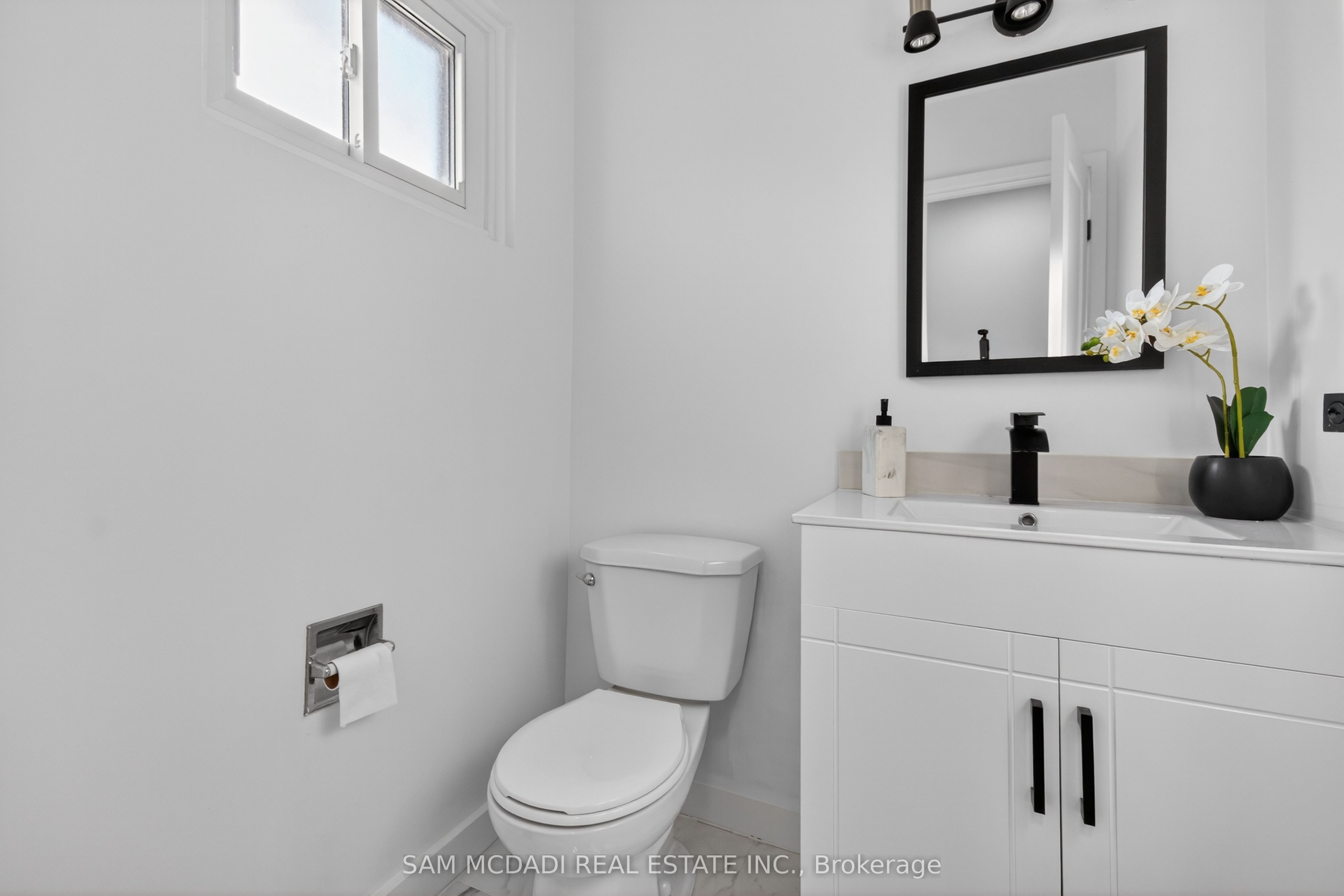 Additional image 3 of 43-2120 Rathburn Road E, Mississauga, ON, L4W 2S8