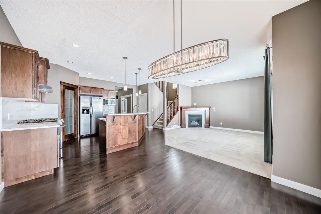 Additional image 6 of 259 St Moritz Drive SW, Calgary, AB, T3H 5X8