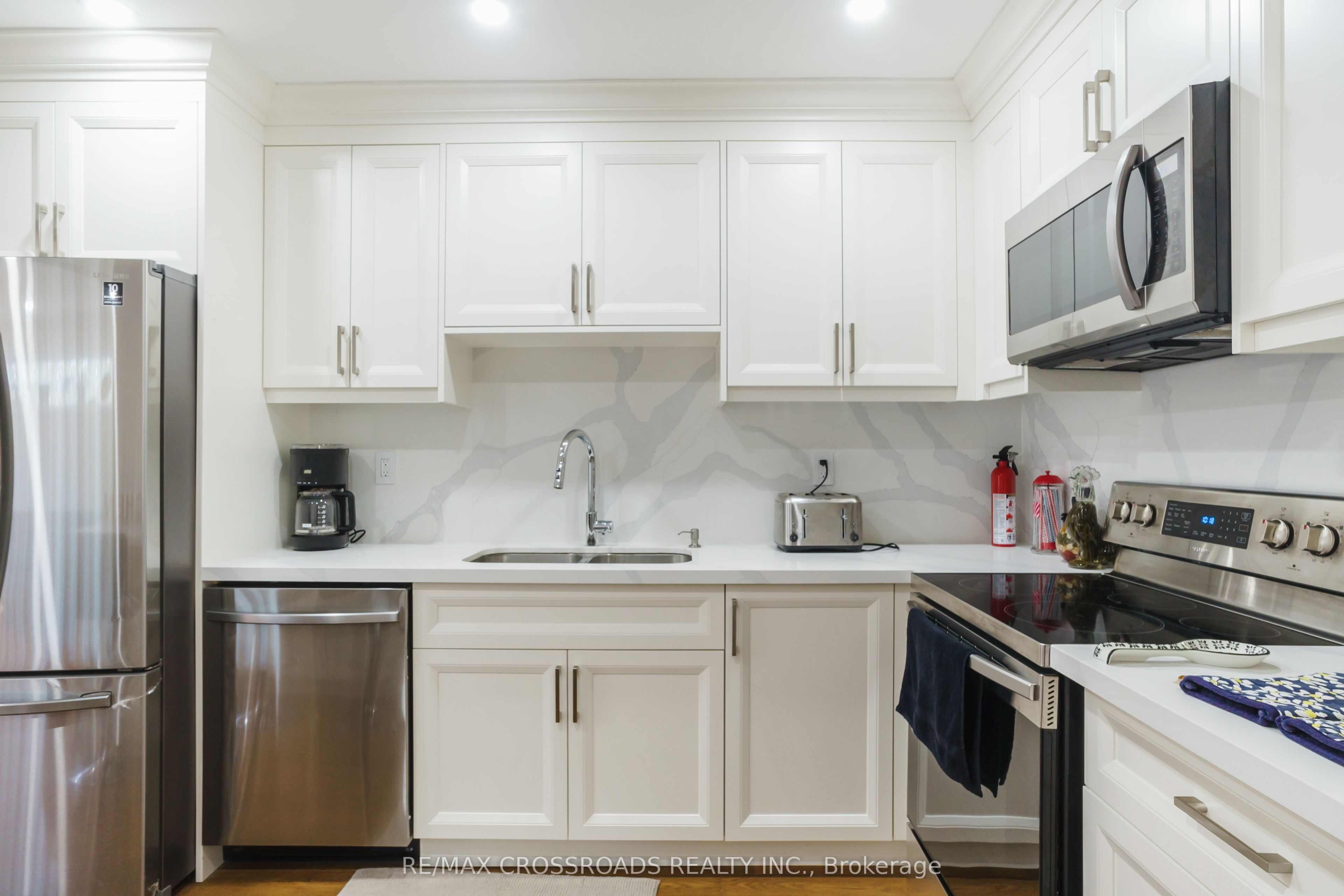 Additional image 3 of 50 Widdifield Avenue, Newmarket, ON, L3X 1Z4