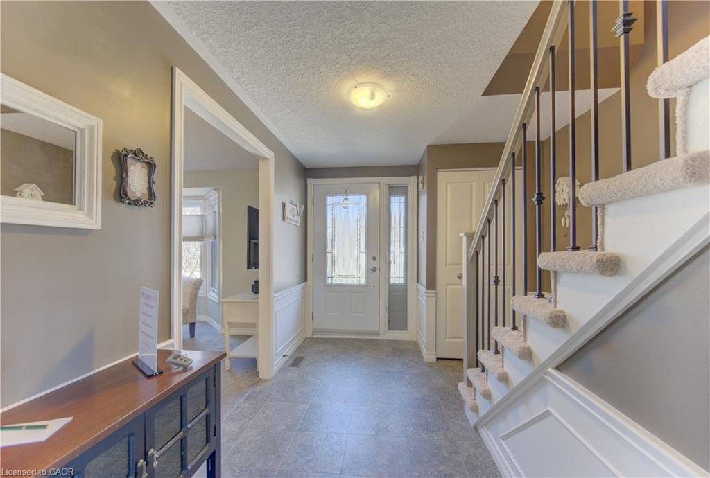 83 Manor Drive, Kitchener, ON, N2A 2T9 photo 5