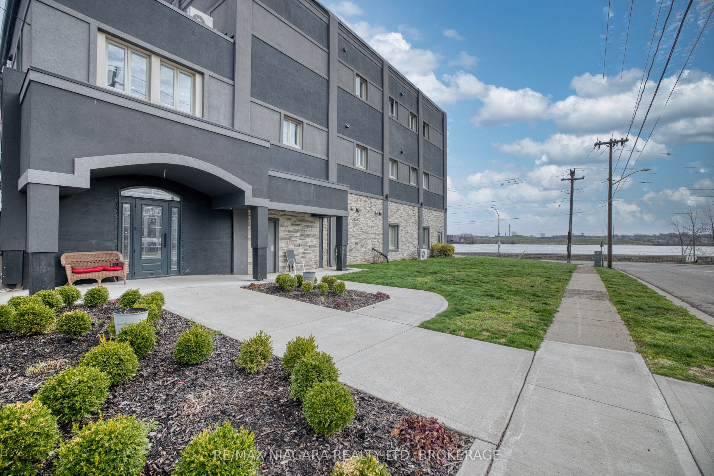 Additional image 3 of Unit #9-2 Lewis Street, Fort Erie, ON, L2A 2P7