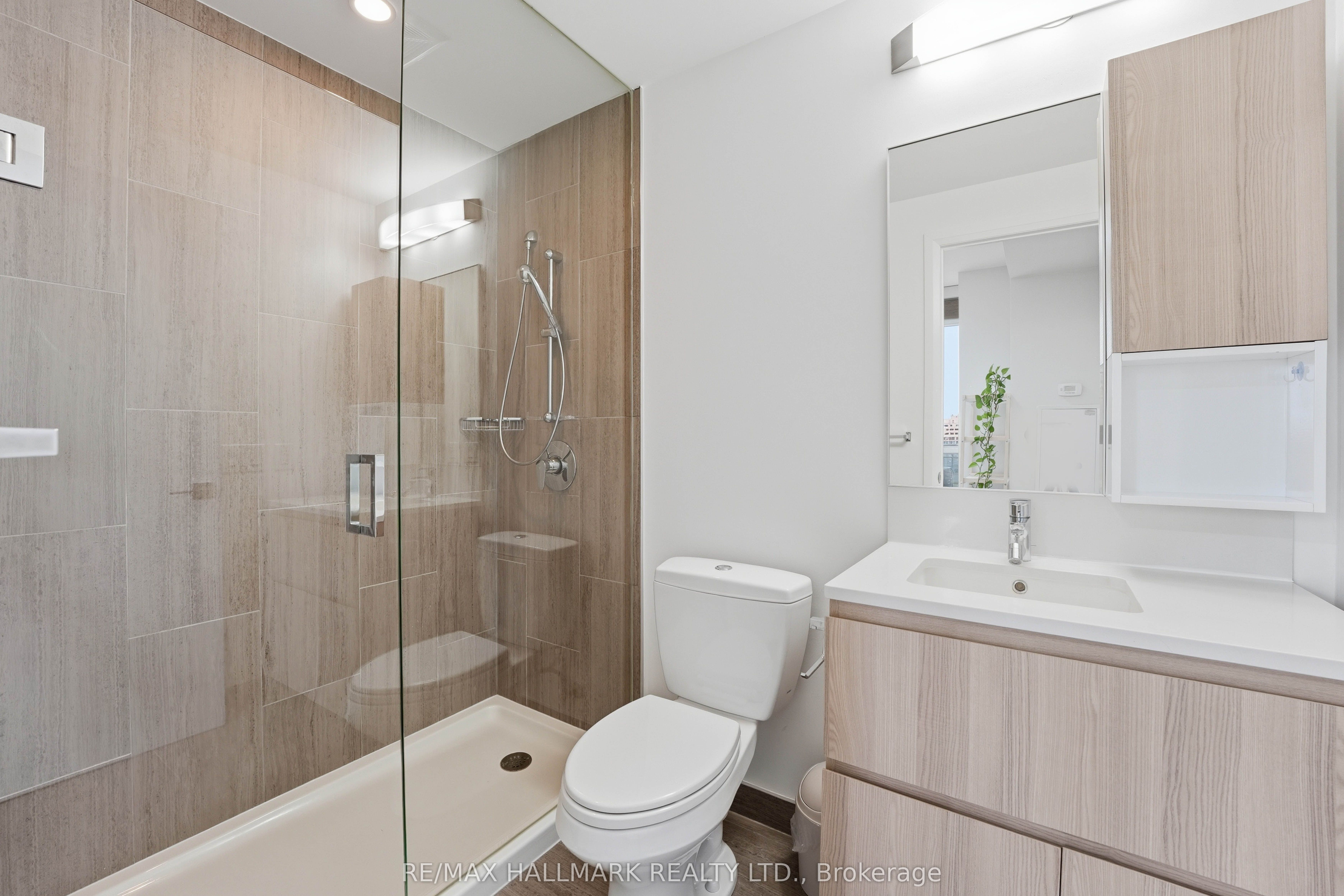 Additional image 4 of 710-36 Park Lawn Road, Toronto, ON, M8Y 0E5