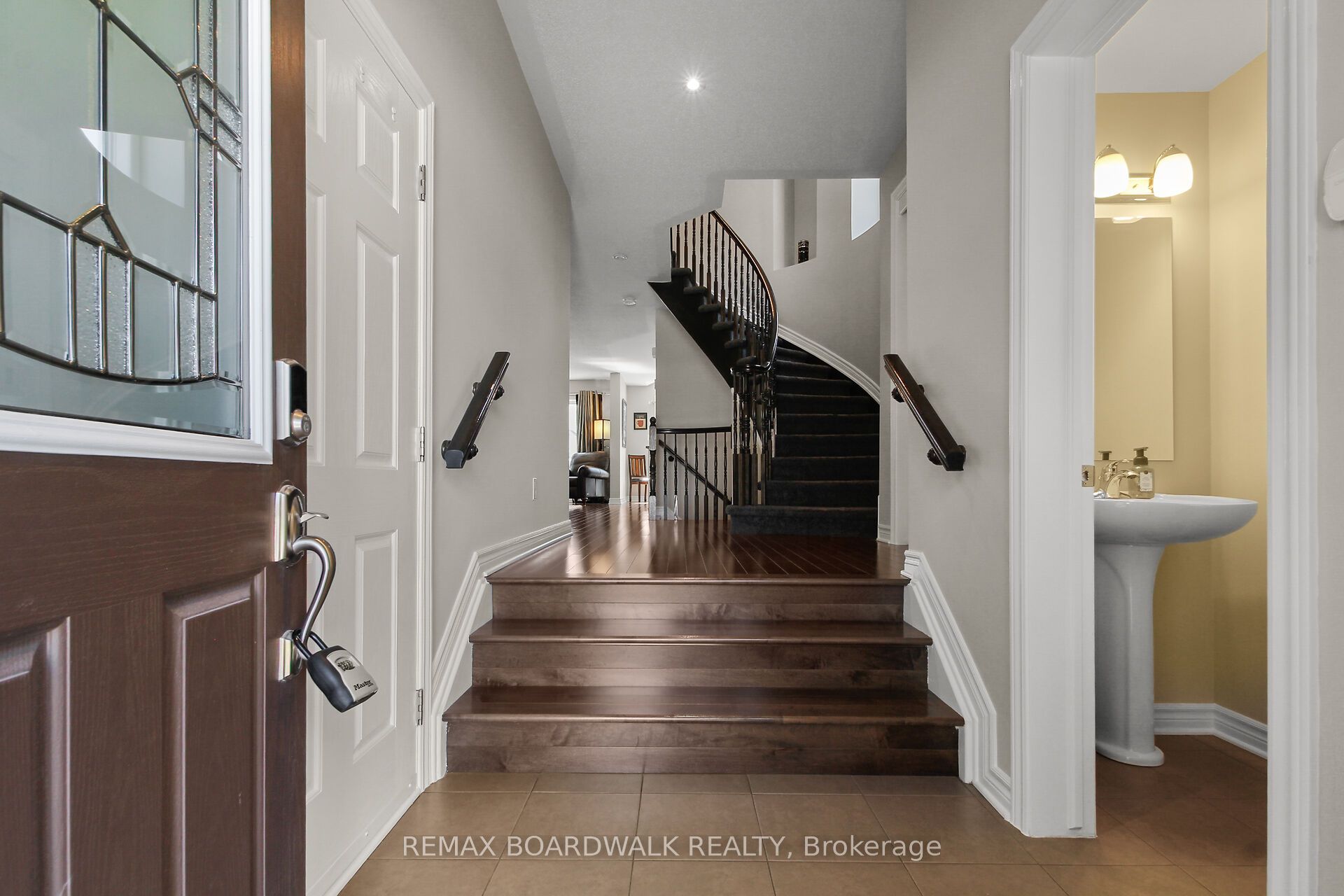 249 Garrity Crescent, Ottawa, ON, K2J 3T6 photo 3