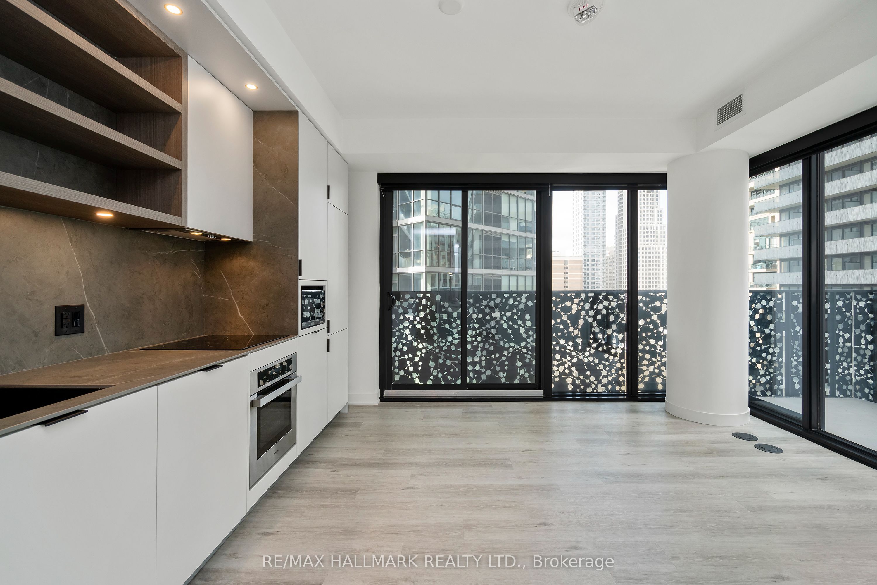 Additional image 2 of 1310-55 Charles Street E, Toronto, ON, M4Y 1S9