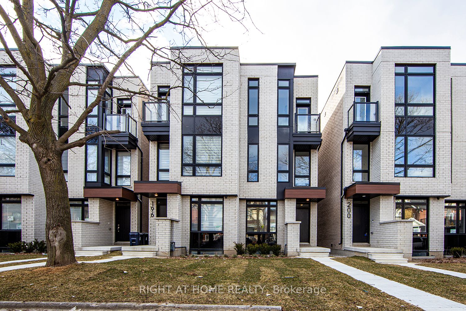 198 Mcroberts Avenue, Toronto, ON, M6E 4P5
