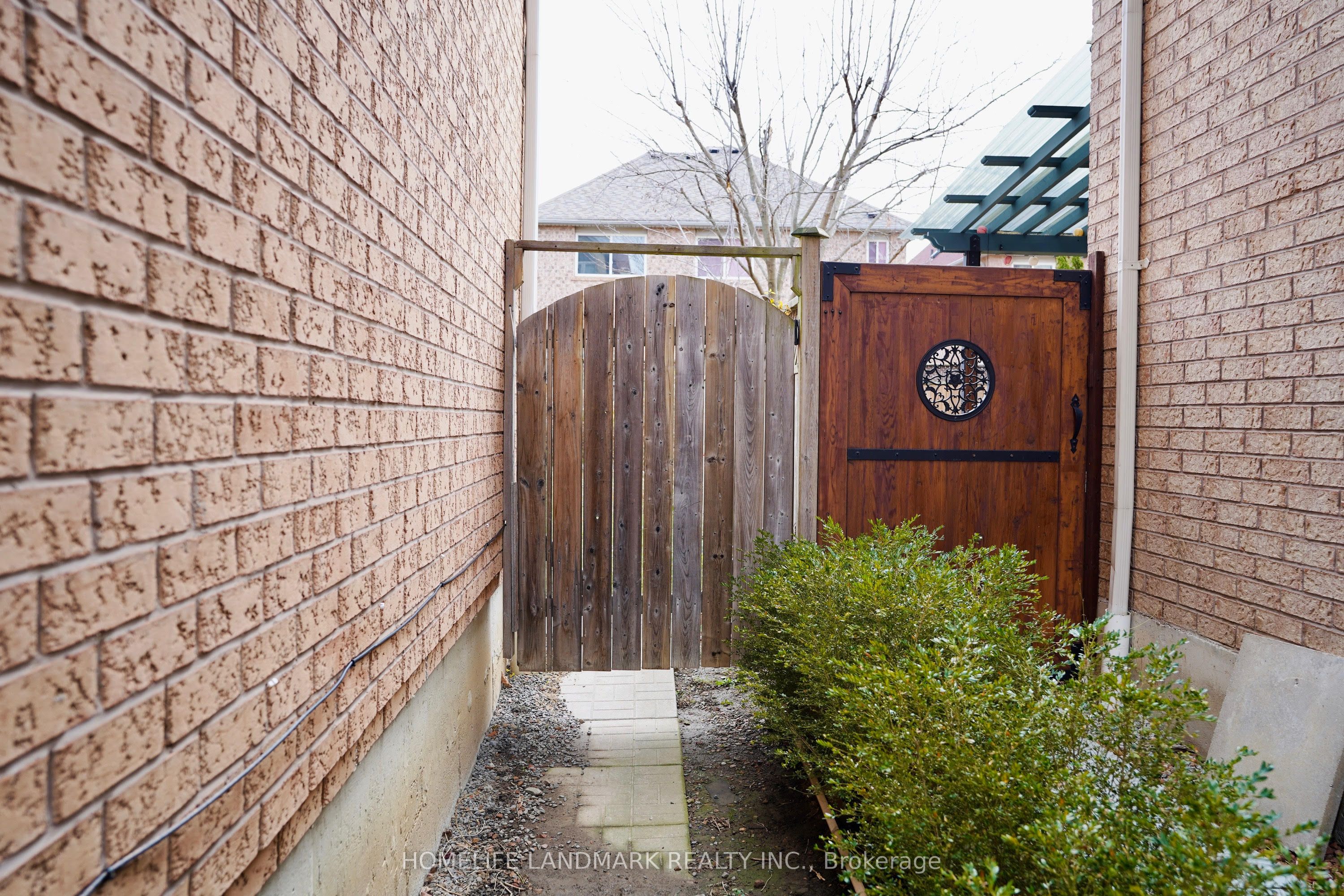 Additional image 2 of 3406 Southwick Street, Mississauga, ON, L5M 7L5