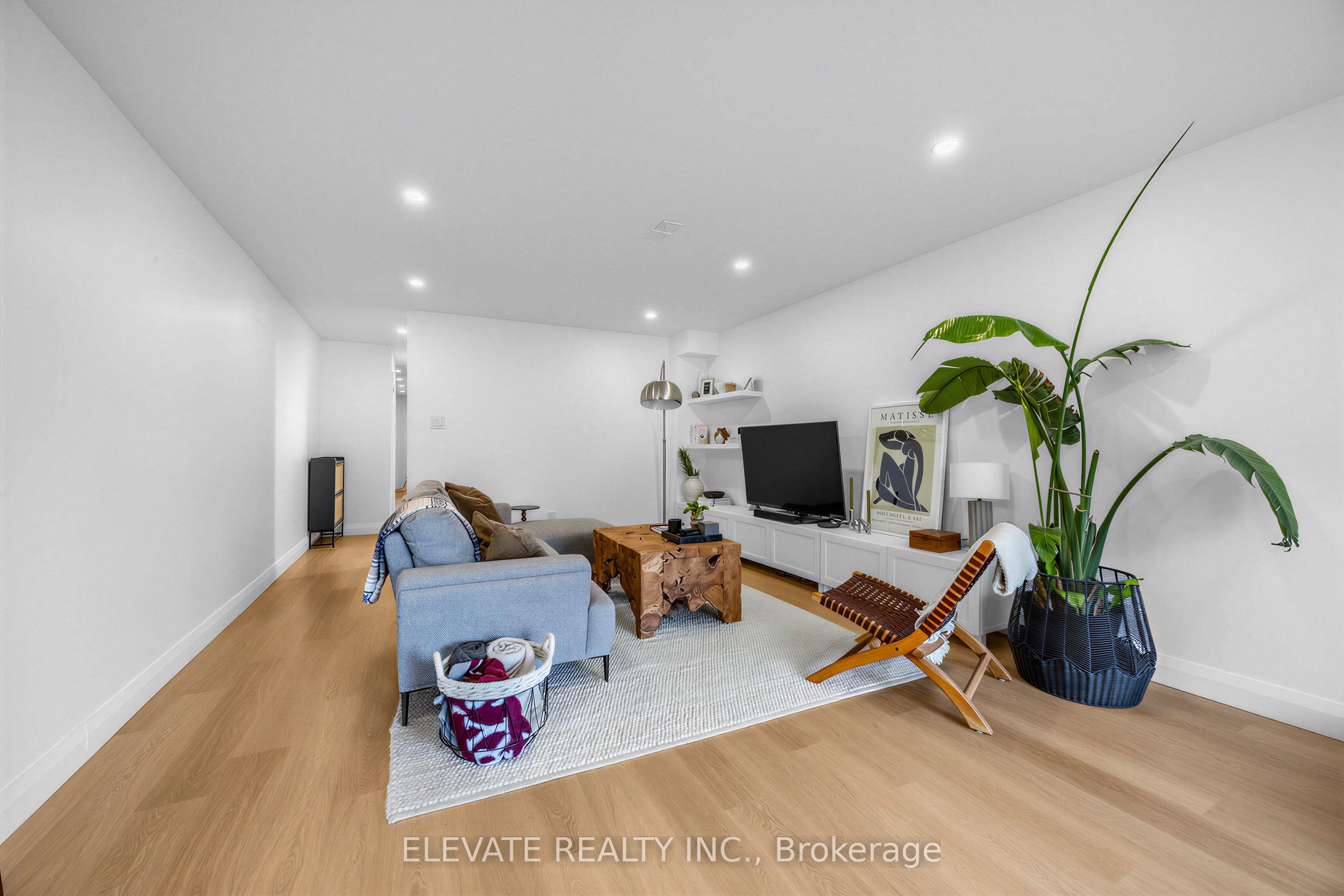 Additional image 3 of 1 Mulock Avenue, Toronto, ON, M6N 3C3