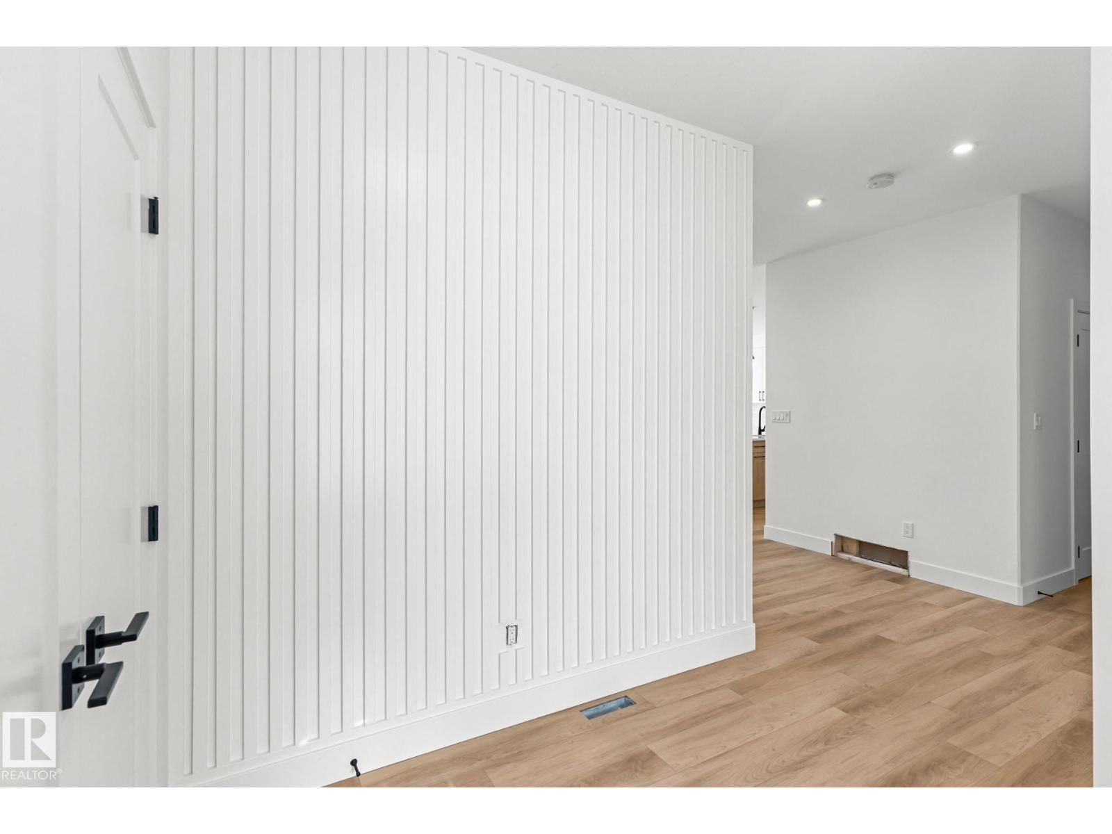 11 Arthur Way, Spruce Grove, AB, T7X0Y4 photo 2