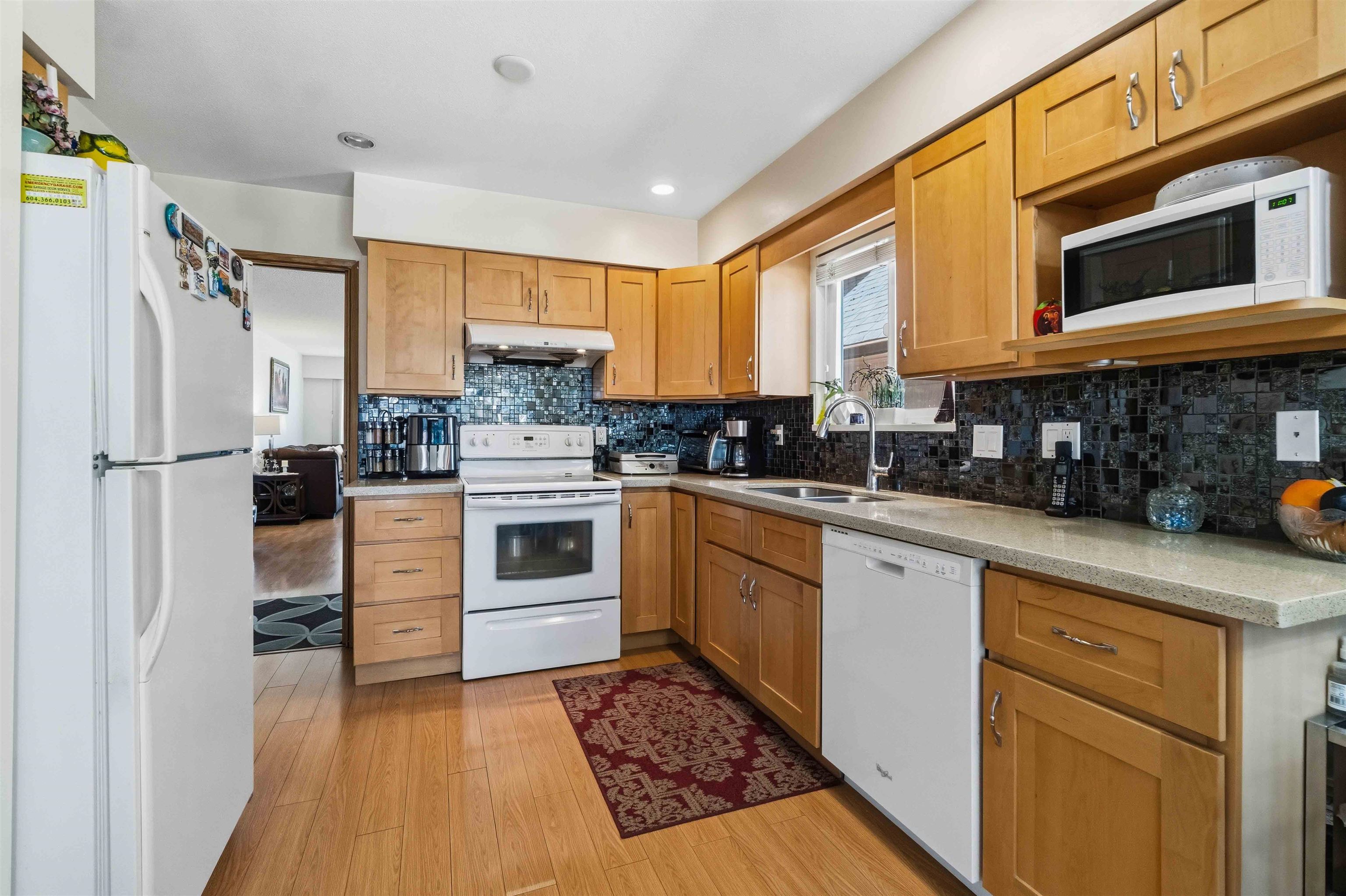 Additional image 4 of 549 56th Avenue E, Vancouver, BC, V5X 1R6