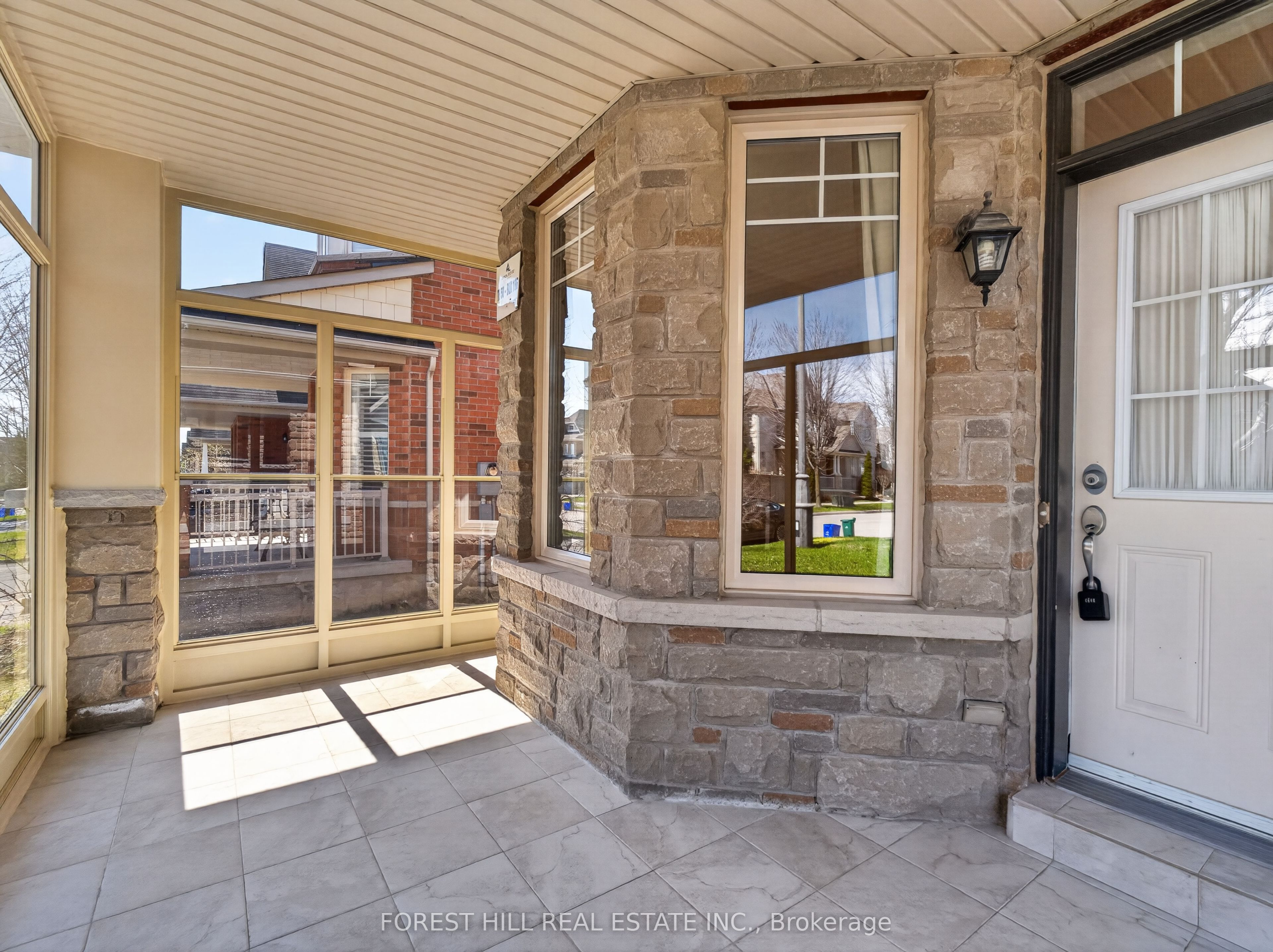 Additional image 3 of 12 Stookes Crescent, Richmond Hill, ON, L4E 0J3