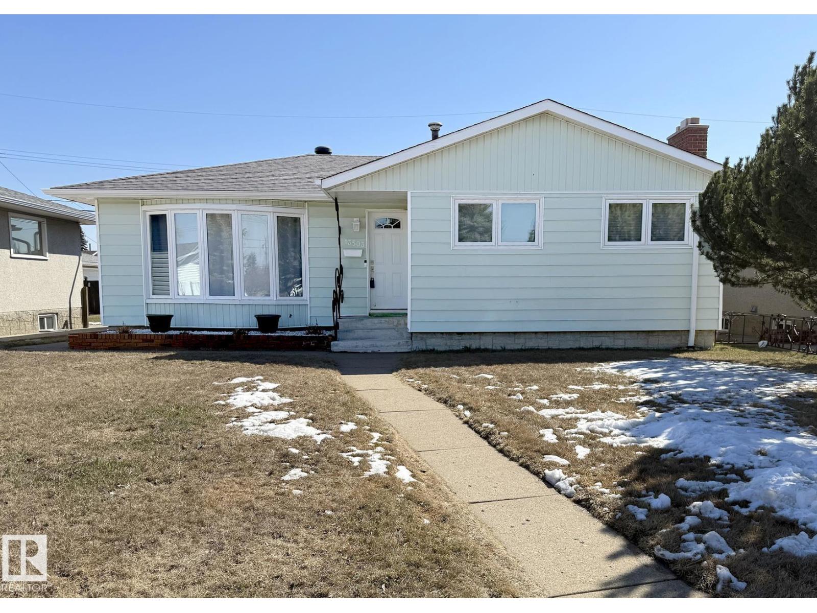 13503 111 Street NW, Edmonton, AB, T5E4Z7