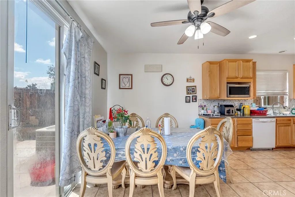 Additional image 38 of 8991 Guadalupe Ave, Oak Hills, CA 92344