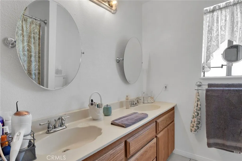 Additional image 91 of 9872 Aster Rd, Oak Hills, CA 92344