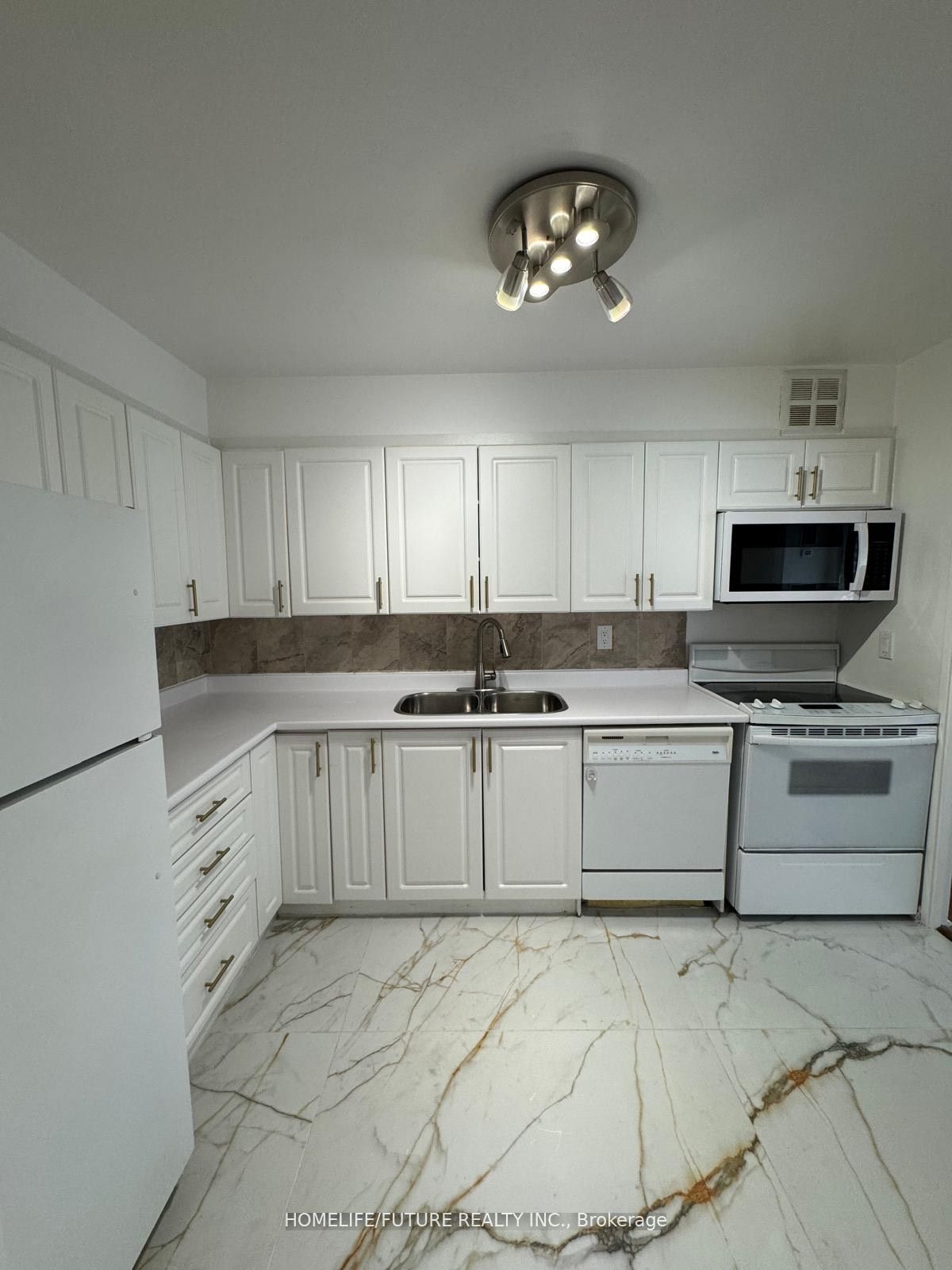 Additional image 5 of 210-120 Dundalk Drive, Toronto, ON, M1P 4V9