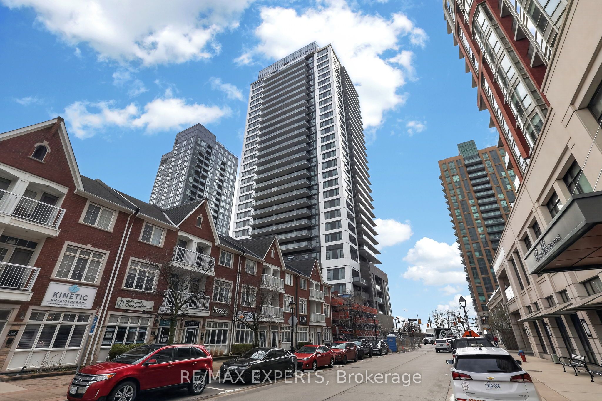Additional image 4 of 204-2075 Lakeshore Road, Burlington, ON, L7R 1E2