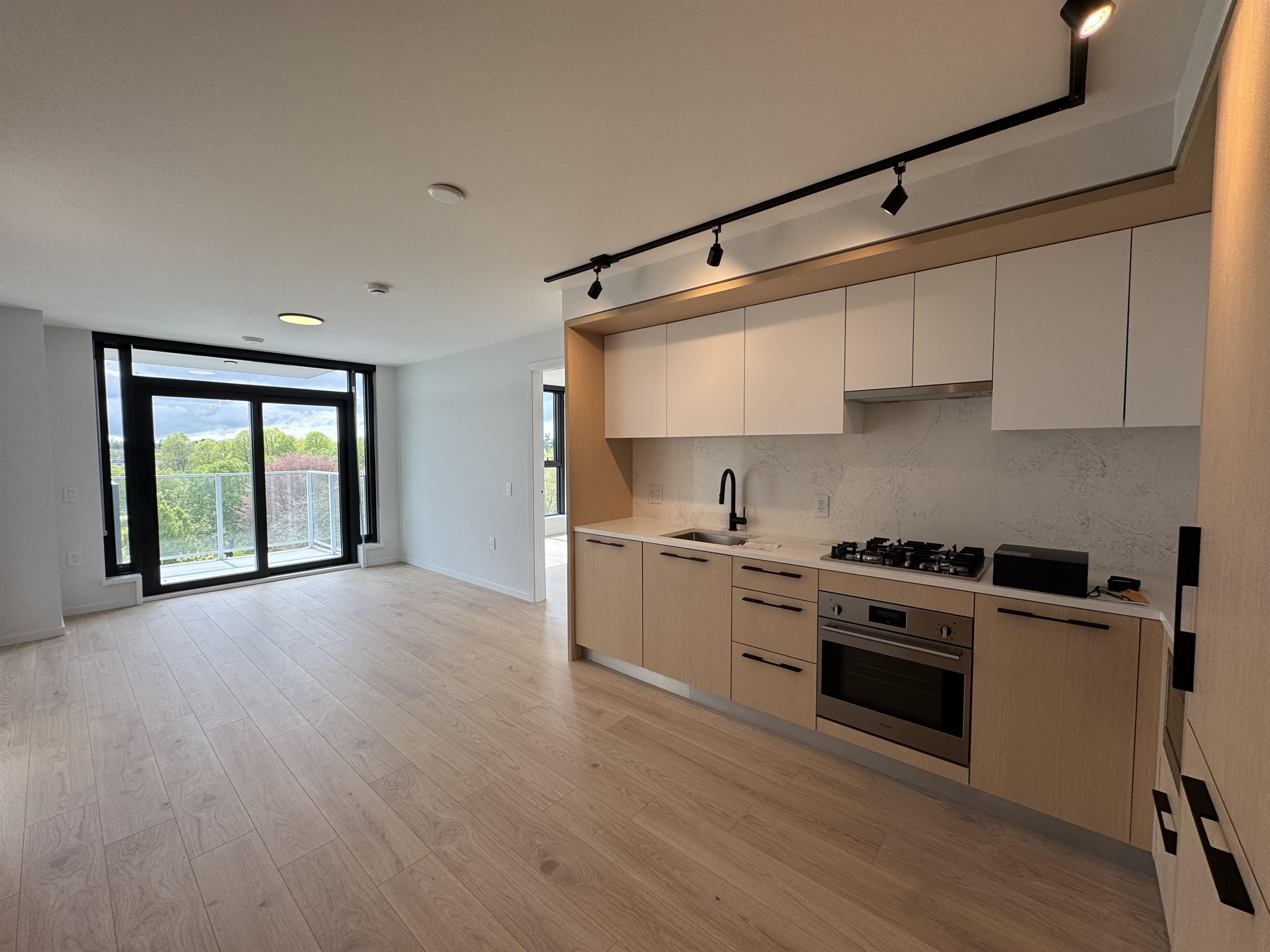 Additional image 3 of 602-2729 Kingsway , Vancouver, BC, V5R 4S9