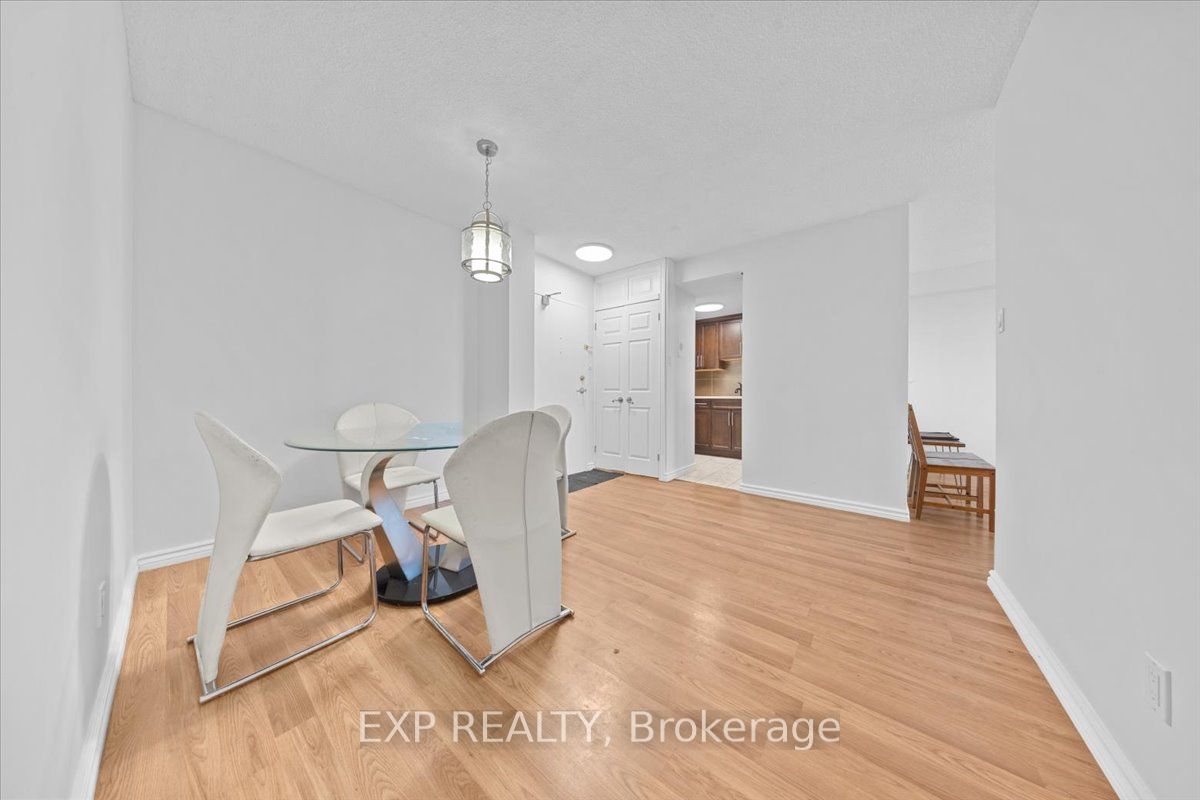 Additional image 6 of 1211-555 Brittany Drive, Ottawa, ON, K1K 4C5