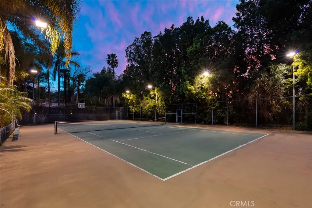 Additional image 62 of 22723 Erwin St, Woodland Hills, CA 91367