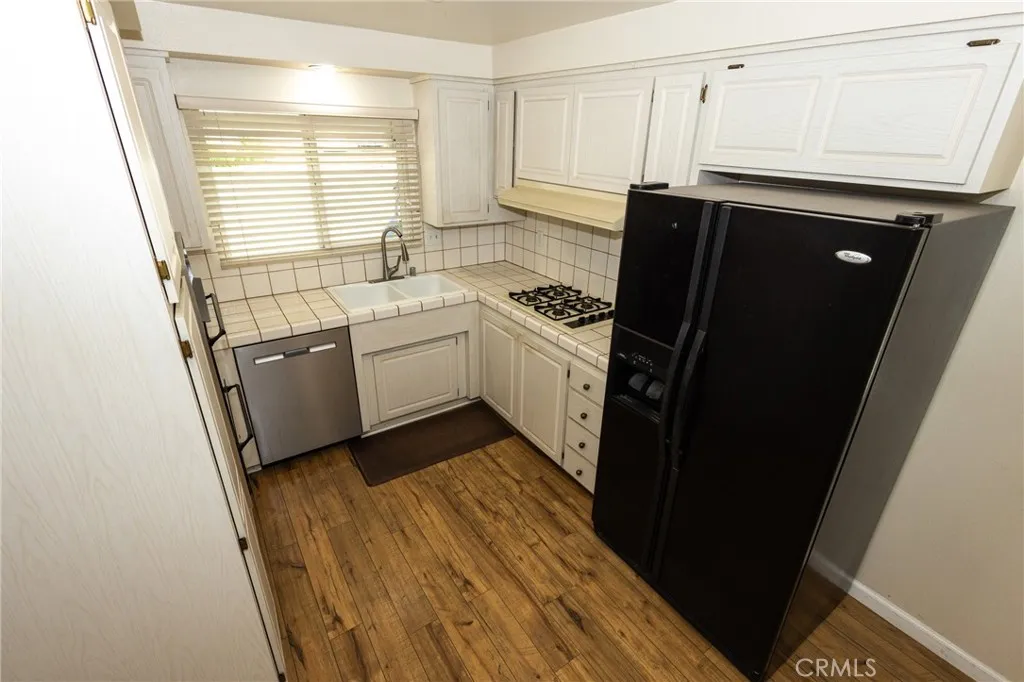 Additional image 32 of 26801 Circle Of The Oaks, Newhall, CA 91321
