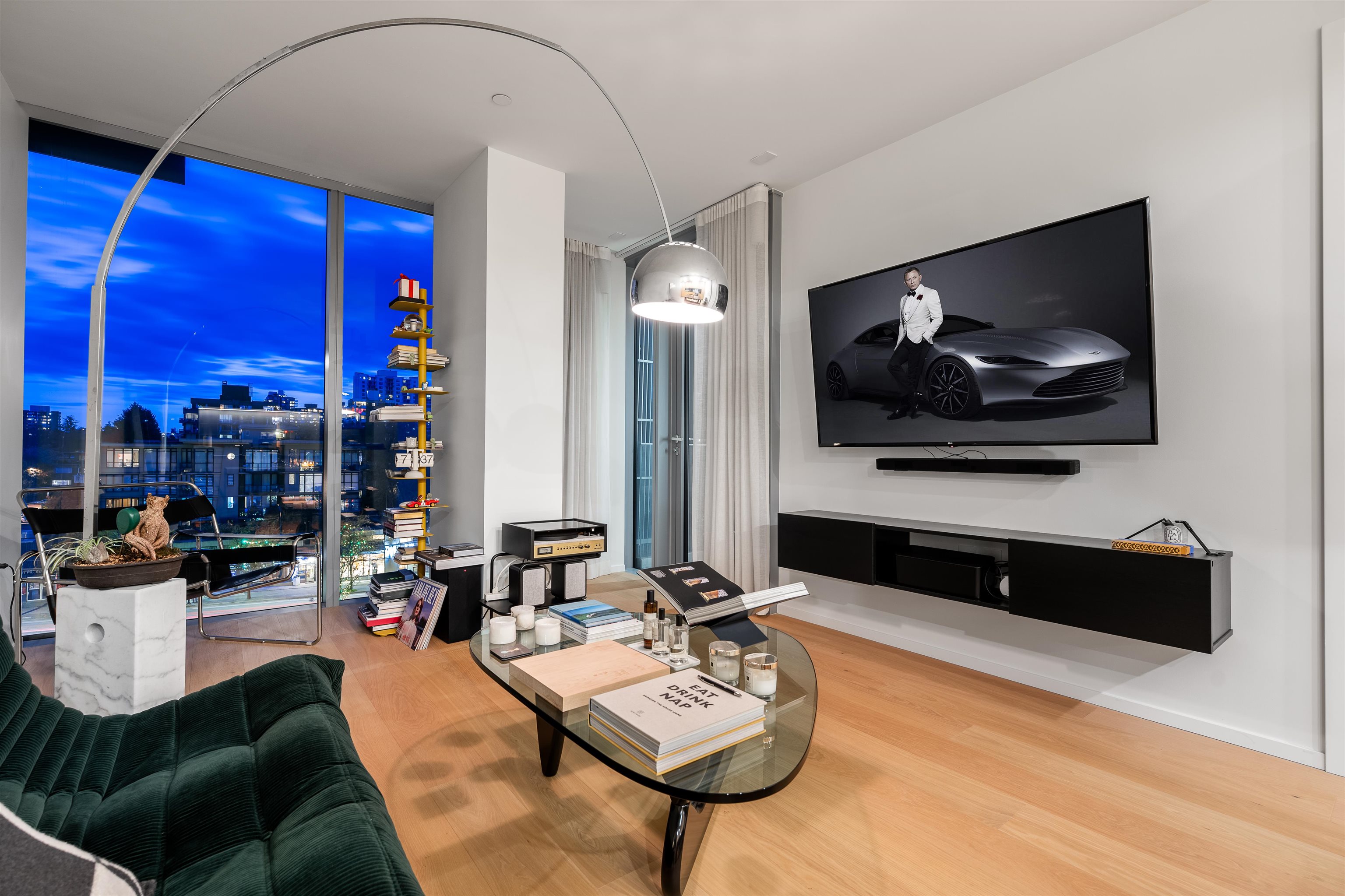 Additional image 2 of 708-1568 Alberni Street, Vancouver, BC, V6G 0E3