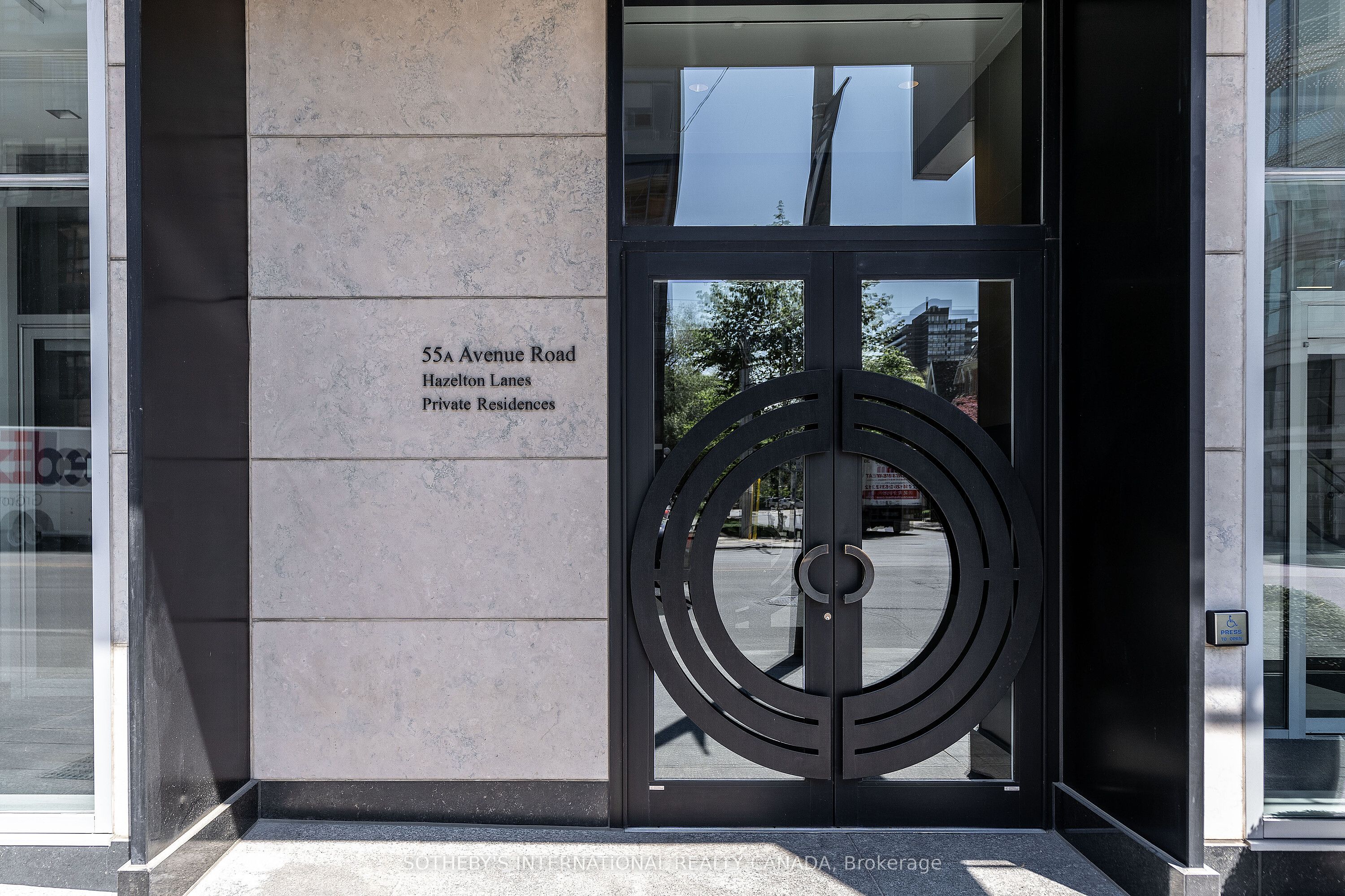 Additional image 3 of 408-55A Avenue Road, Toronto, ON, M5A 2G3