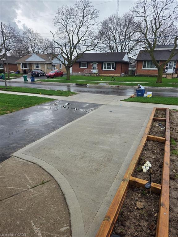 Additional image 2 of 22 Montrose Avenue, Kitchener, ON, N2M 1Y2