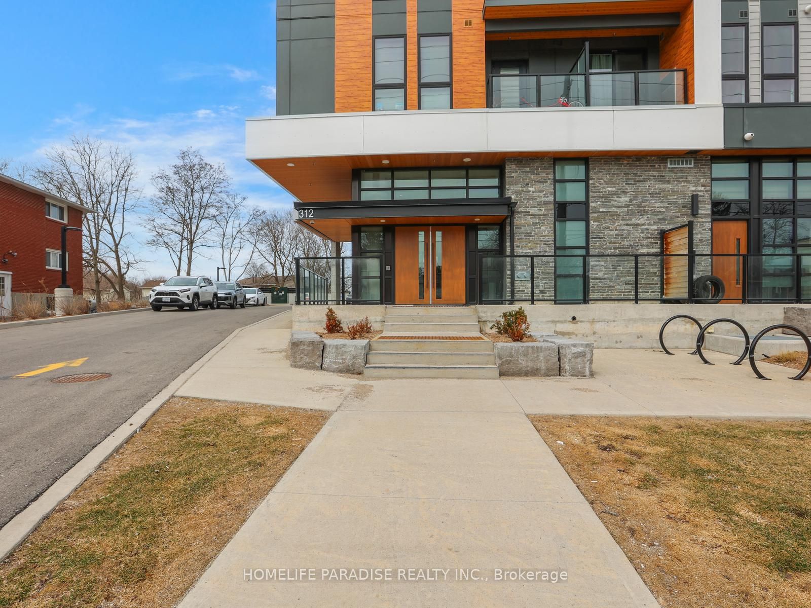 Additional image 2 of 416-312 Erb Street W, Waterloo, ON, N2L 1W3