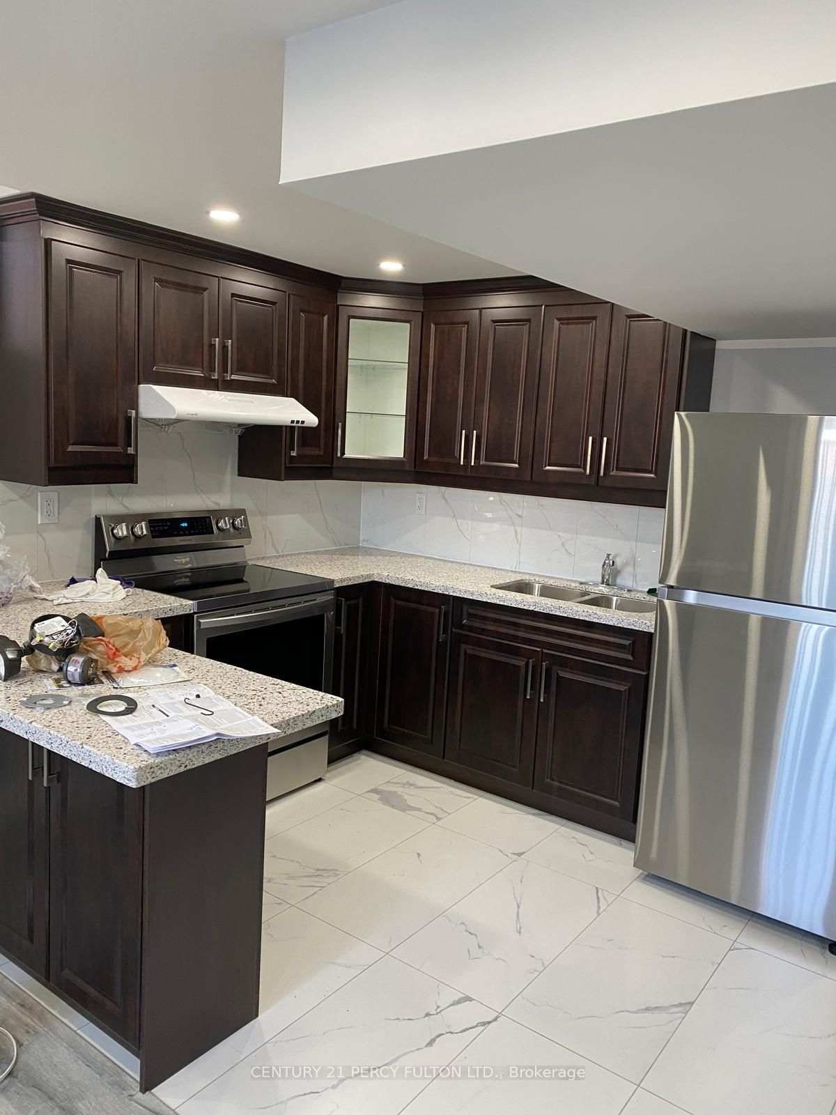 Additional image 3 of 300 Miller Park Avenue, Bradford West Gwillimbury, ON, L3Z 0A7