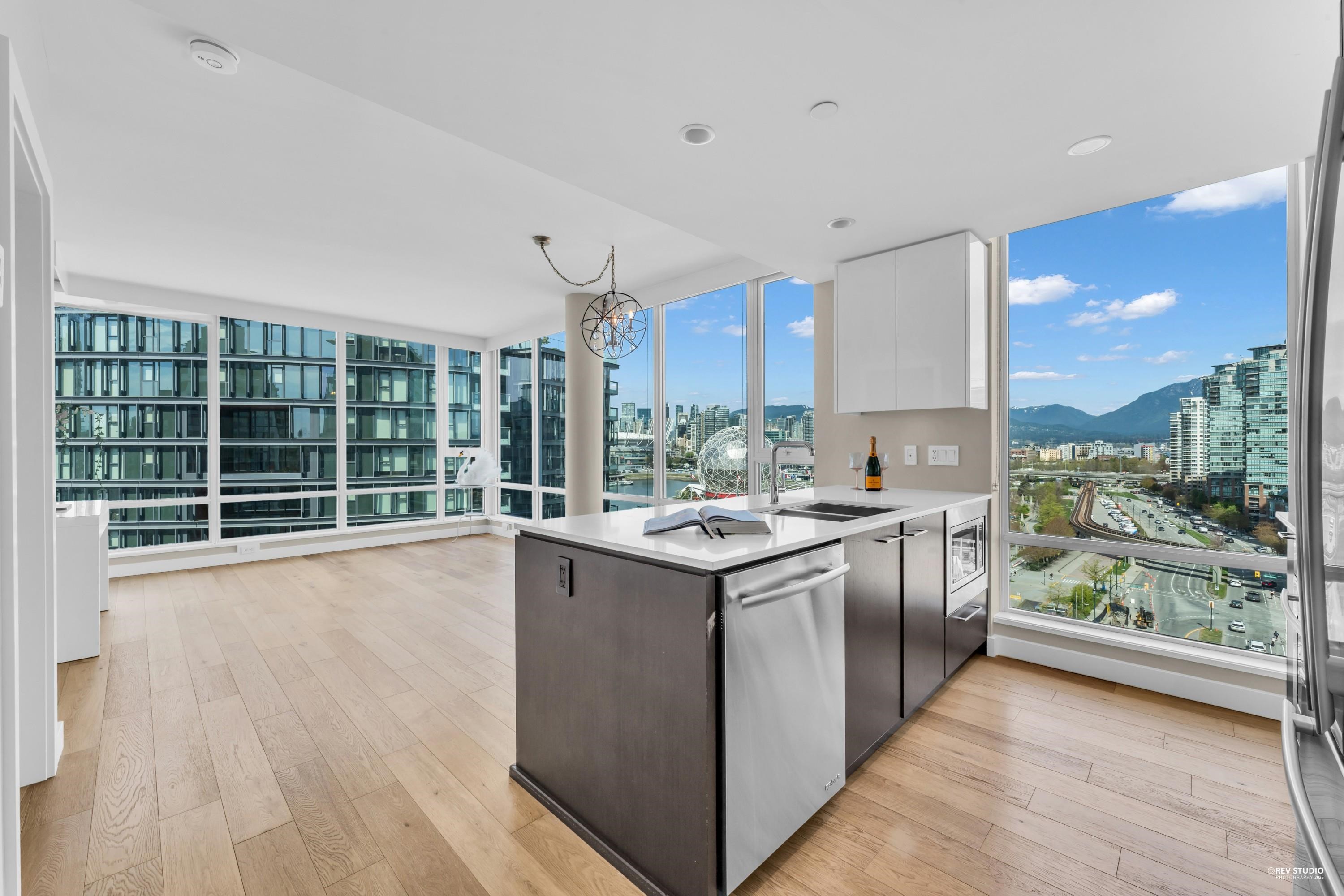 Additional image 6 of 1703-1618 Quebec Street, Vancouver, BC, V6A 0C5