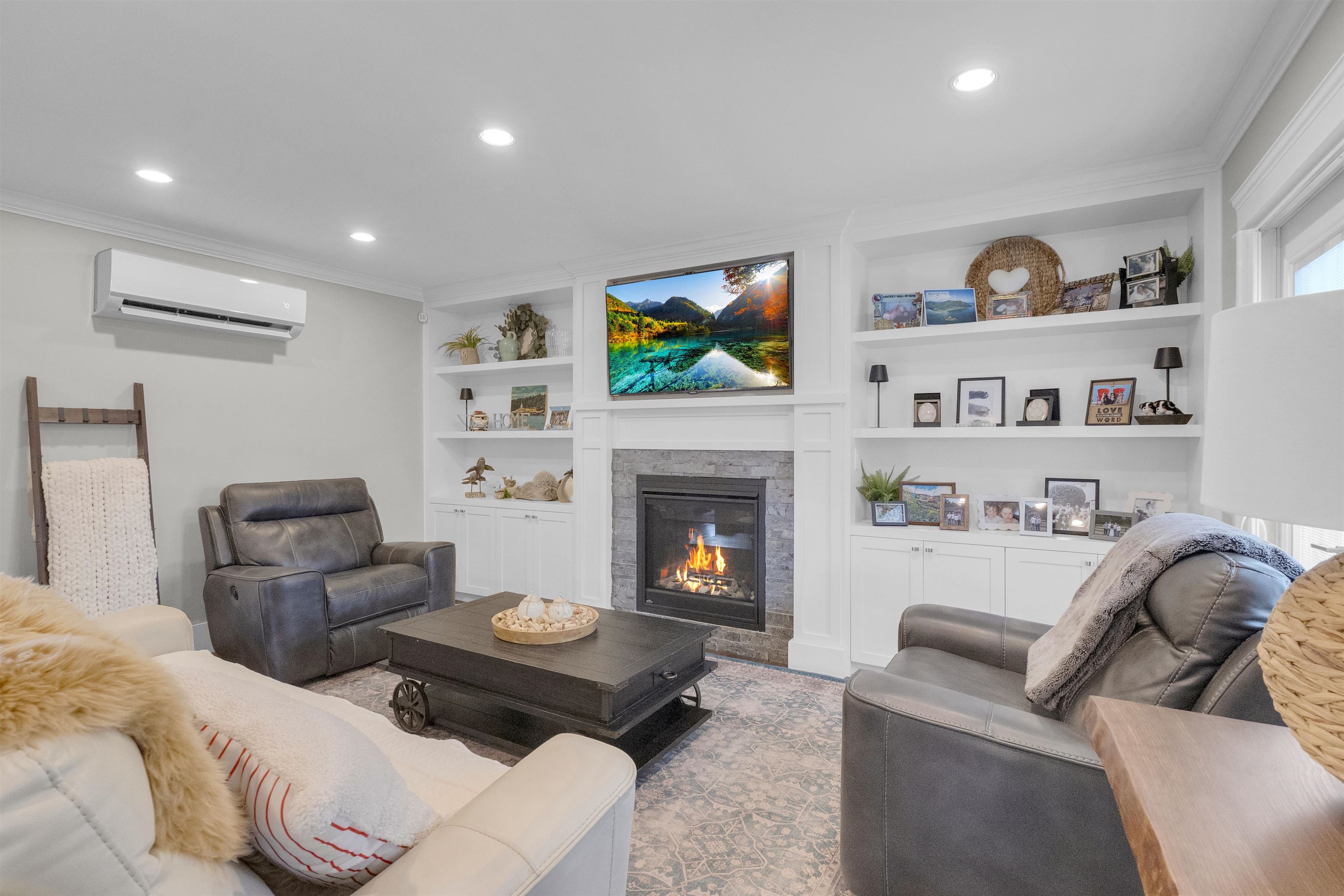 Additional image 2 of 8168 132a Street, Surrey, BC, V3W 8Y6