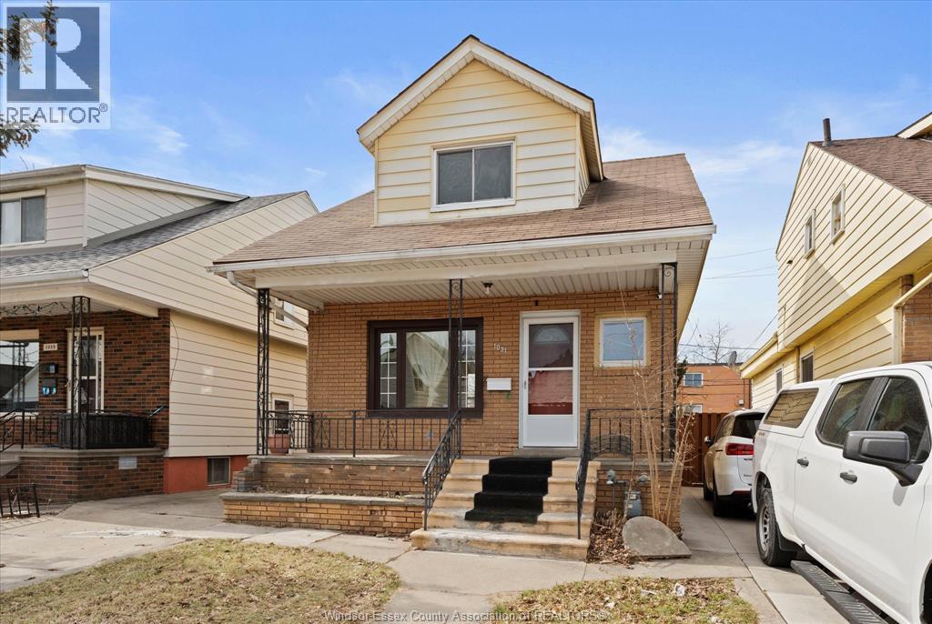 Additional image 2 of 1031 Louis Avenue, Windsor, ON, N9A1Y1