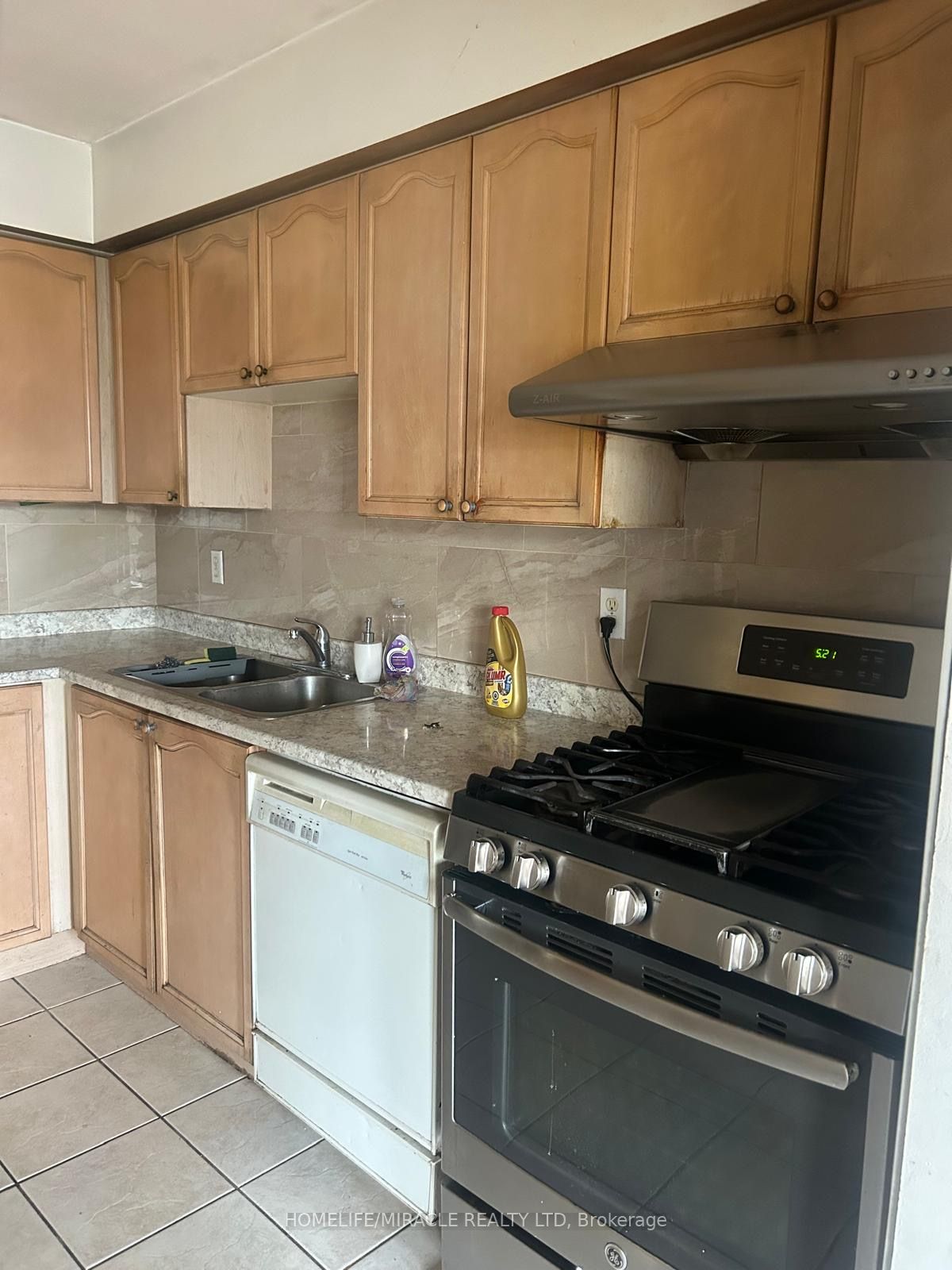 137 Oatfield Road, Brampton, ON, L6R 1Y7