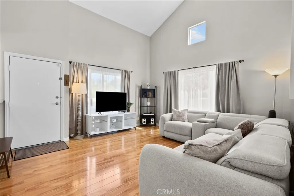 Additional image 12 of 21200 Trumpet Dr Unit 205, Newhall, CA 91321