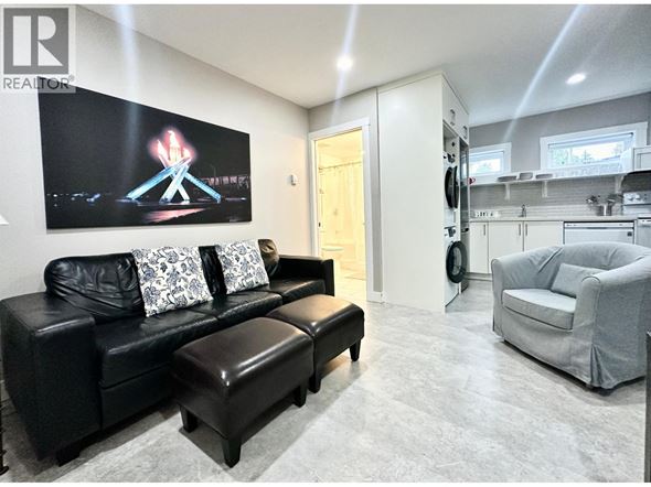 5928 OLYMPIC STREET, Vancouver, BC, V6N1Z4