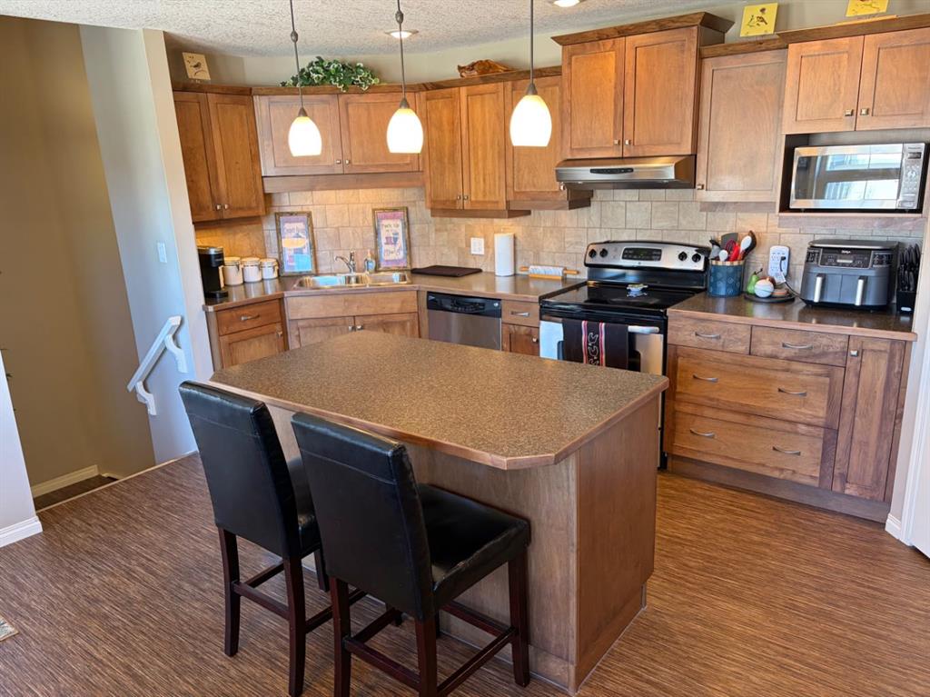Additional image 4 of 532 Sunridge Crescent W, Lethbridge, AB, T1J 0T1