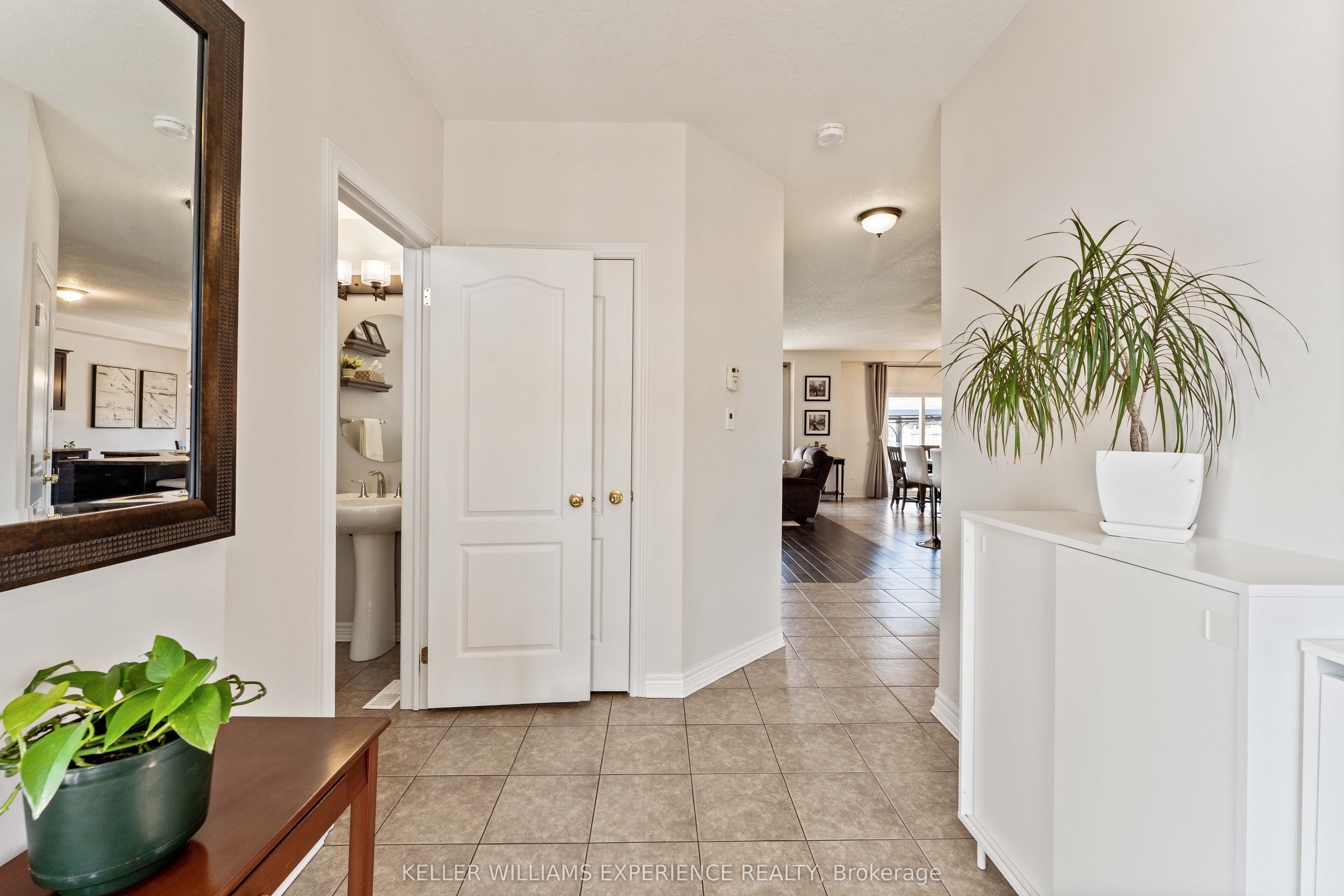 Additional image 3 of 154 Arnold Crescent, Essa, ON, L3W 0R1