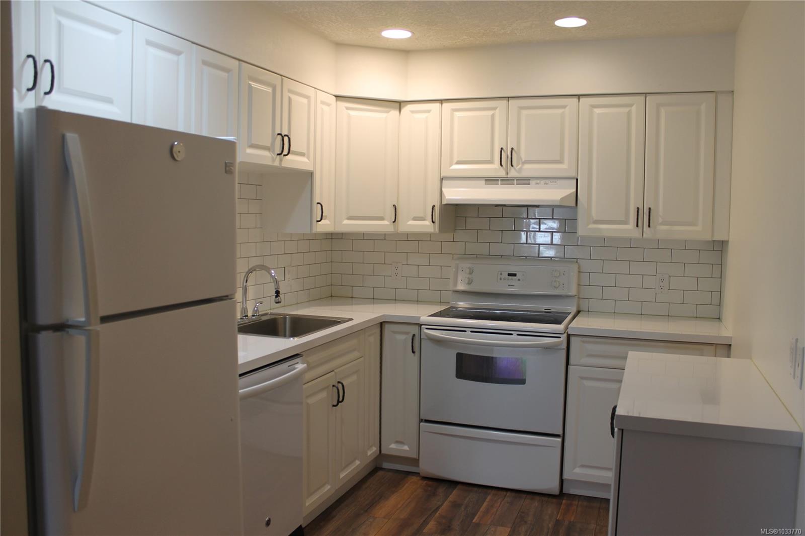 Additional image 5 of 203-300 Bundock Avenue, Duncan, BC, V9L 3N9
