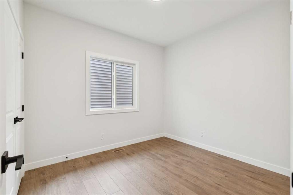 Additional image 5 of 599 Buffaloberry Manor SE, Calgary, AB, T3M3Z2