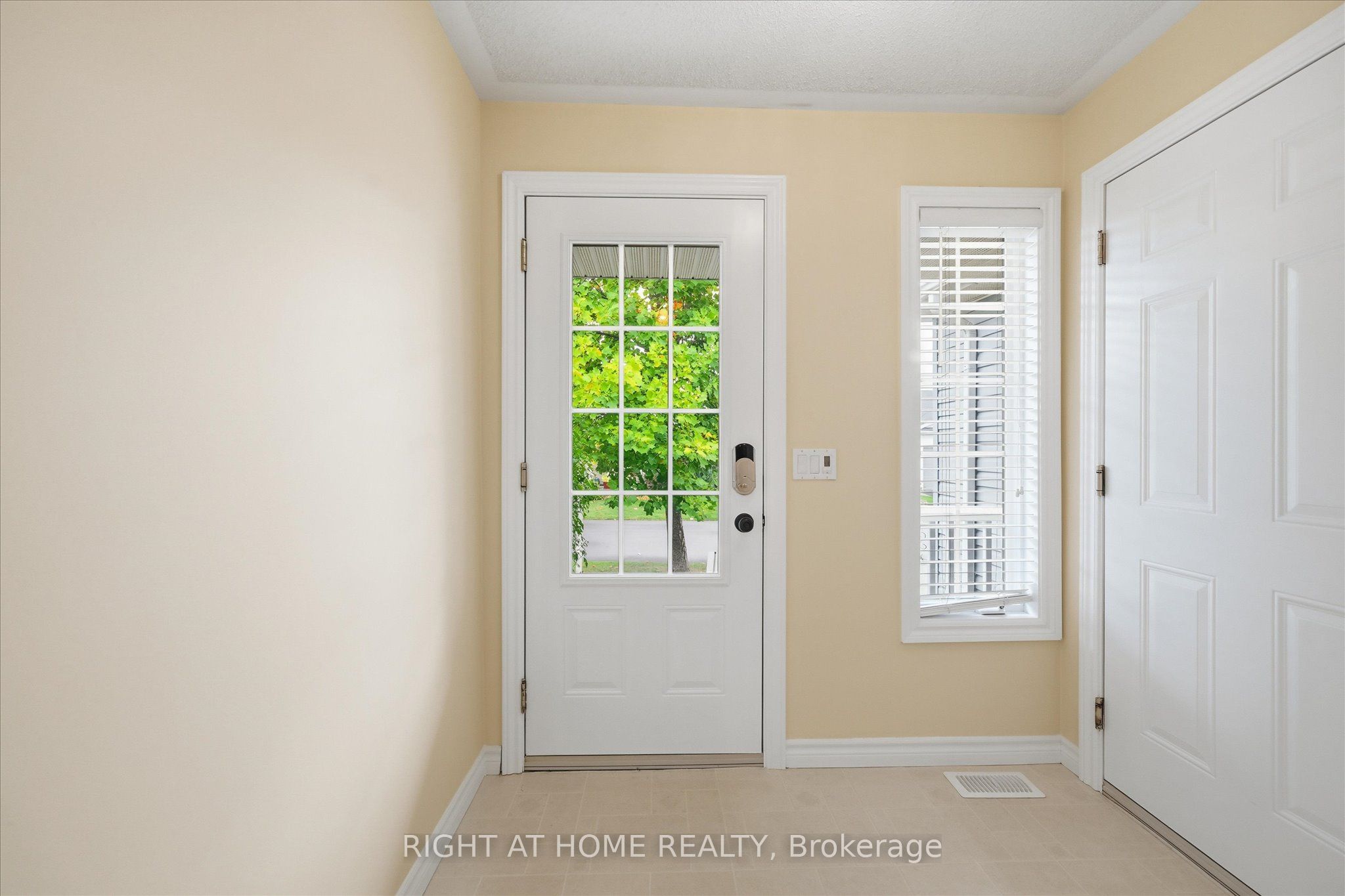 111 Gracehill Crescent, Hamilton, ON, L8B 1A5 photo 4