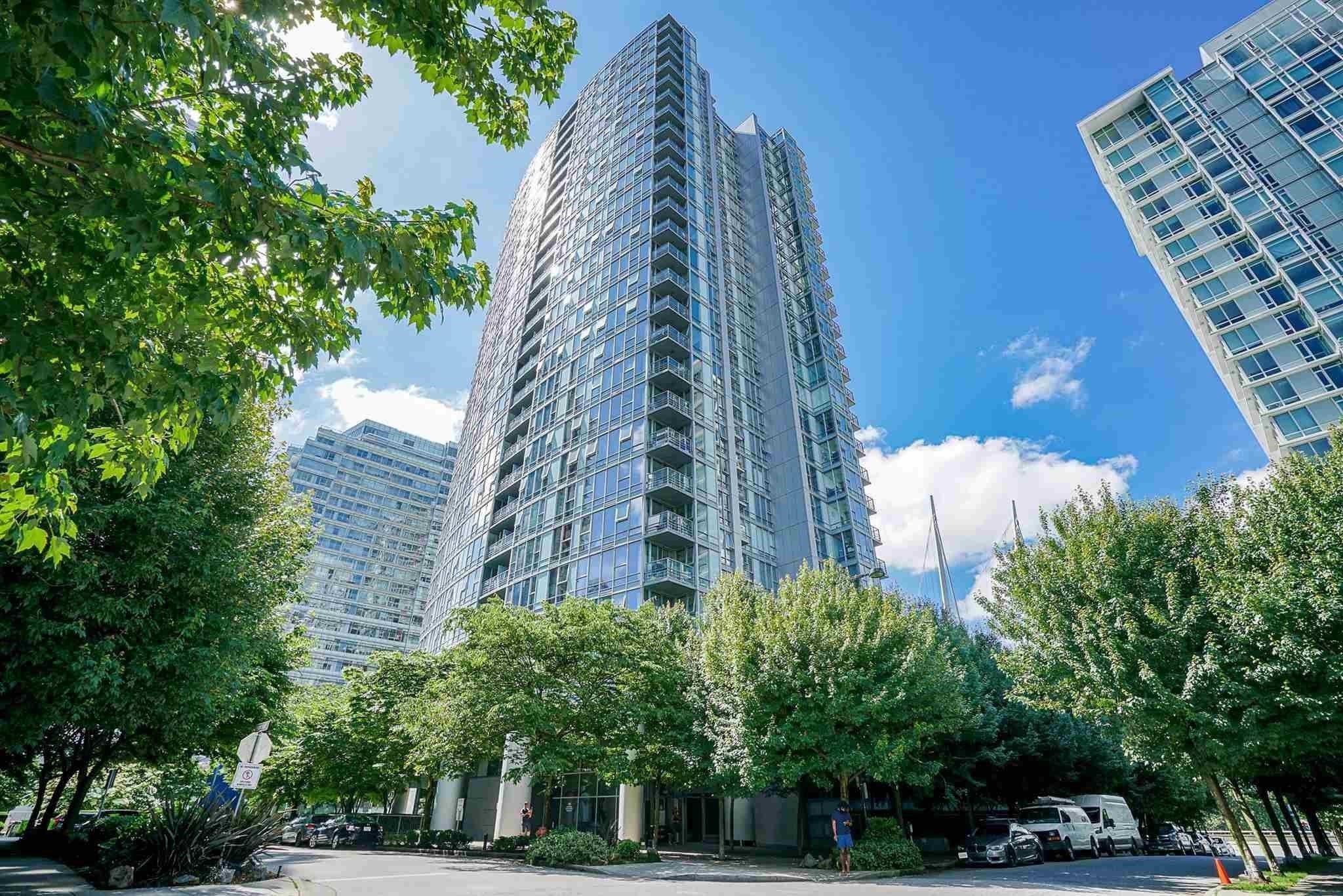 2206-111 Georgia Street W, Vancouver, BC, V6B 1T8