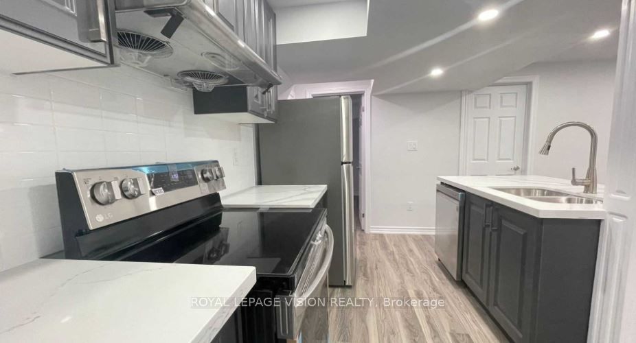 Additional image 2 of 125 Hearne Cres Crescent, Ajax, ON, L1T 3R4