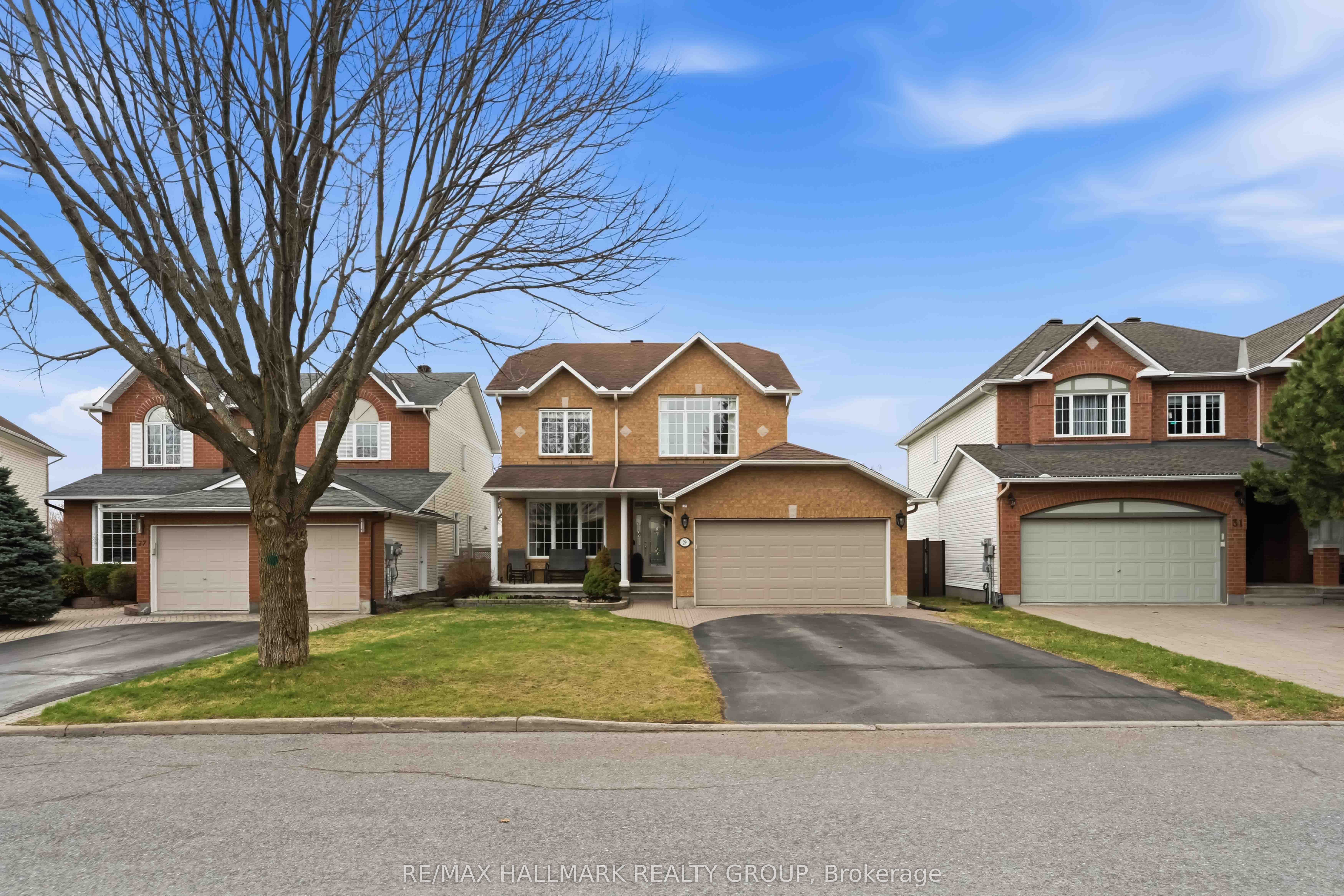 29 Birchfield Avenue, Ottawa, ON, K2M 2N5