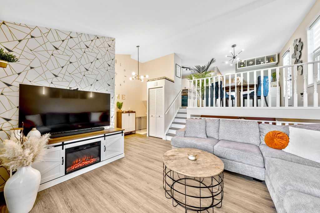 5 Shawglen Court SW, Calgary, AB, T2Y2R1