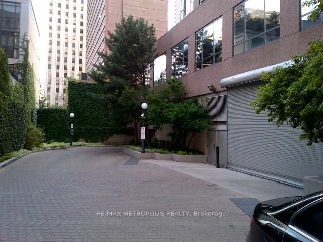 Additional image 6 of 816-7 Carlton Street, Toronto, ON, M5B 2M3