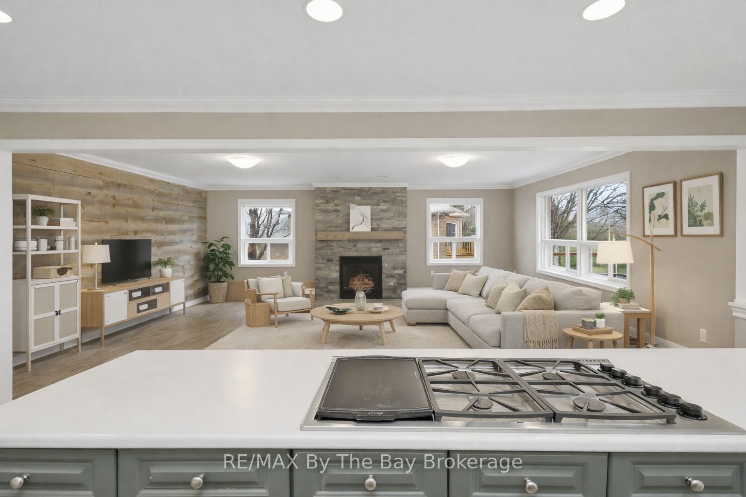 Additional image 3 of 70 Fairway Crescent, Wasaga Beach, ON, L9Z 1B8