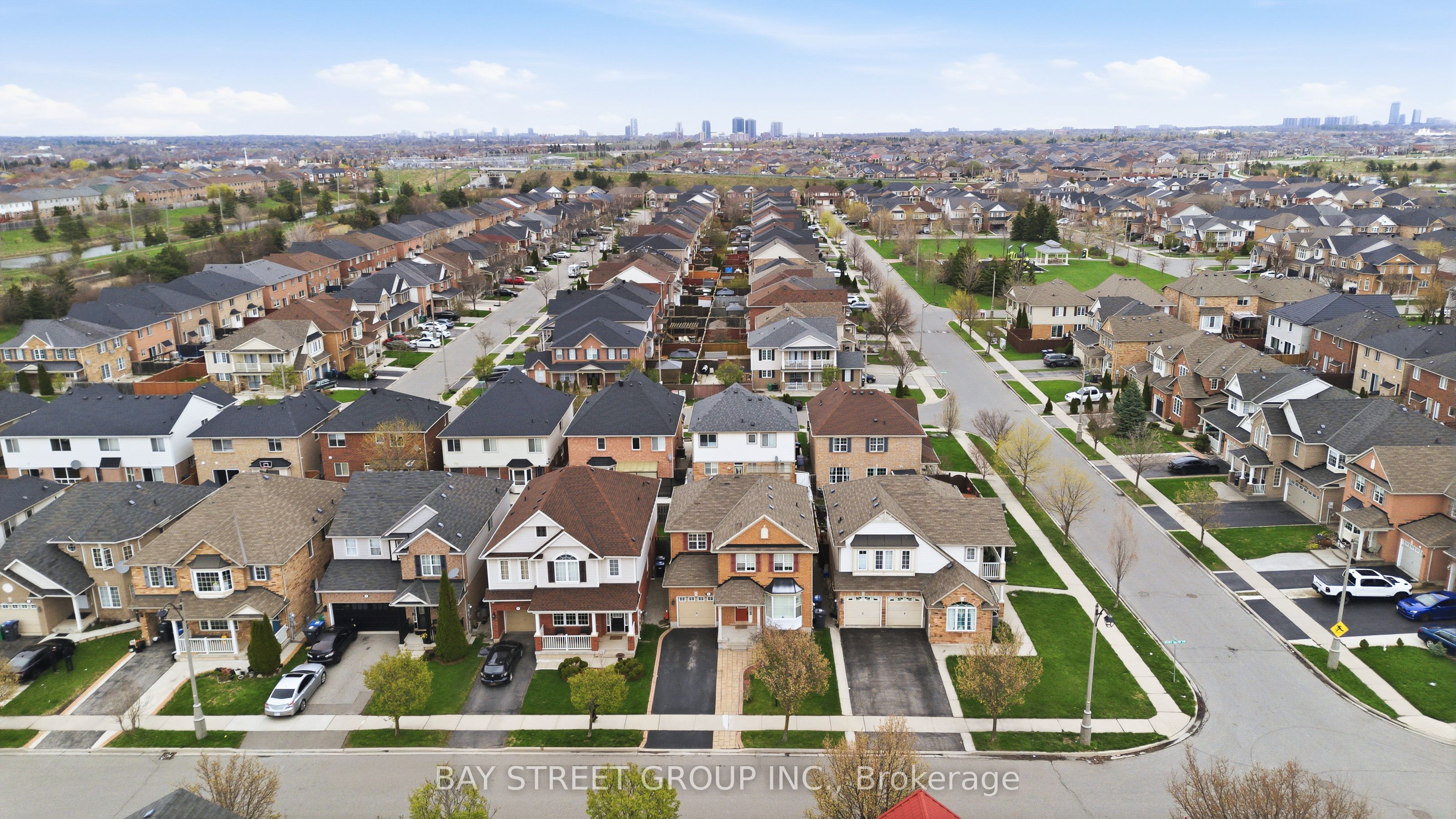 Additional image 2 of 4 Decker Hollow Circle, Brampton, ON, L6X 0L1