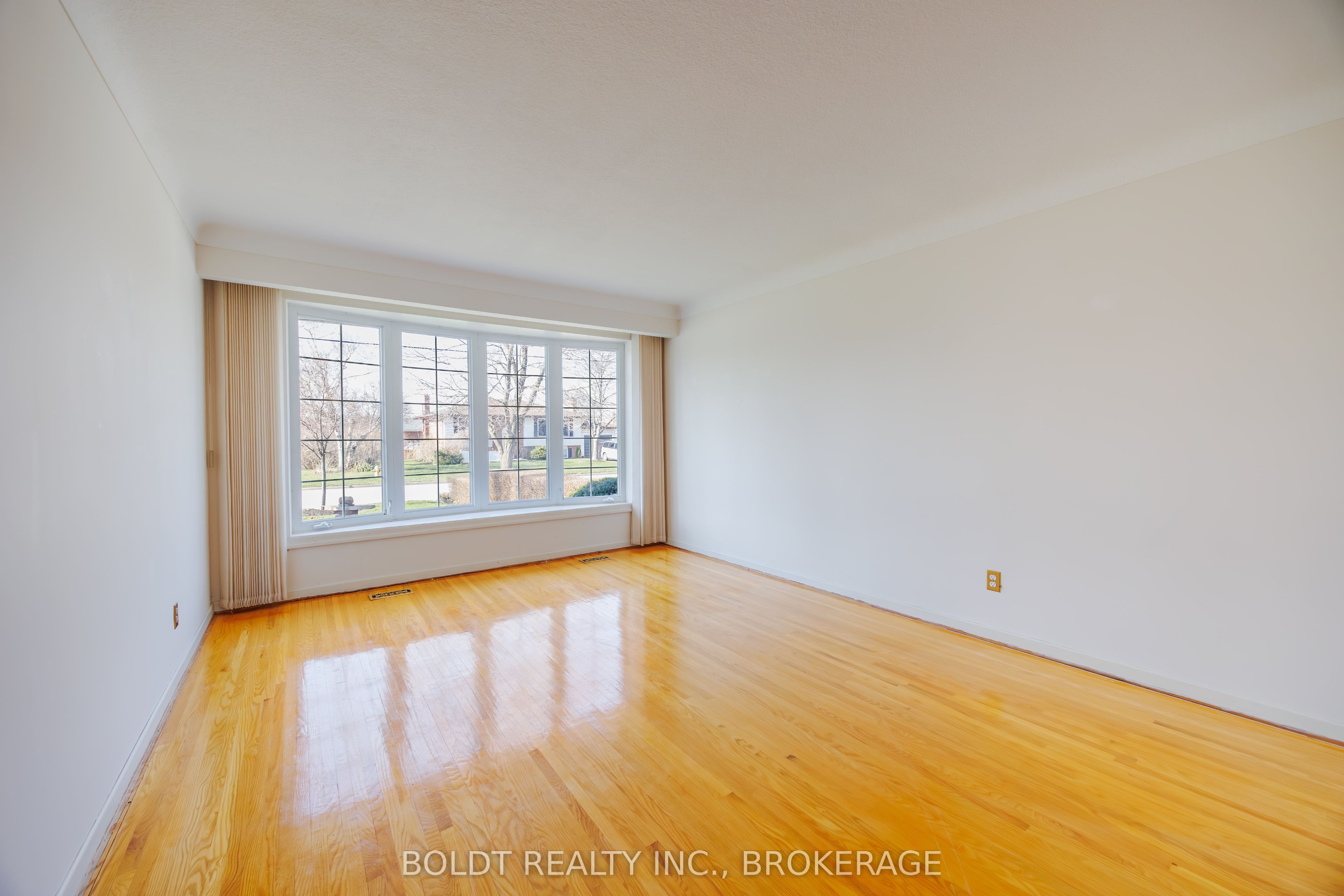 Additional image 4 of 15 Nottingham Court, St. Catharines, ON, L2M 1L6