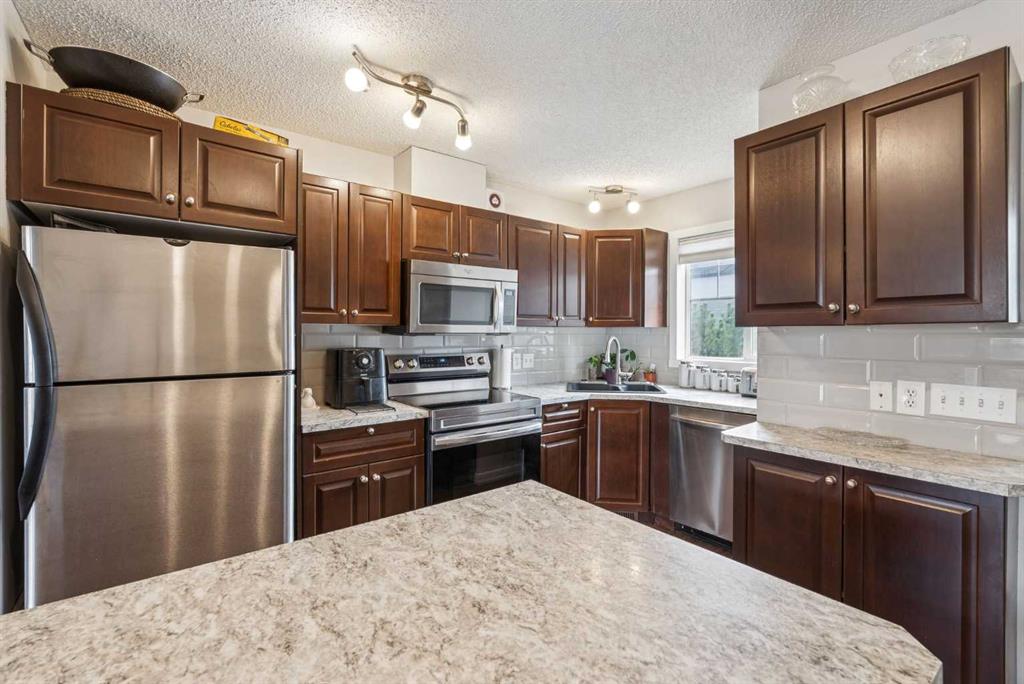 Additional image 5 of 504-140 Sagewood Boulevard SW, Airdrie, AB, T4B 3H5